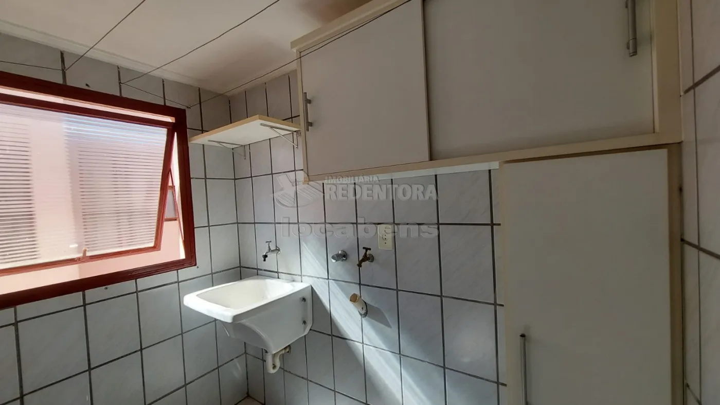 Alugar Apartamento / Padrão em São José do Rio Preto R$ 990,00 - Foto 11