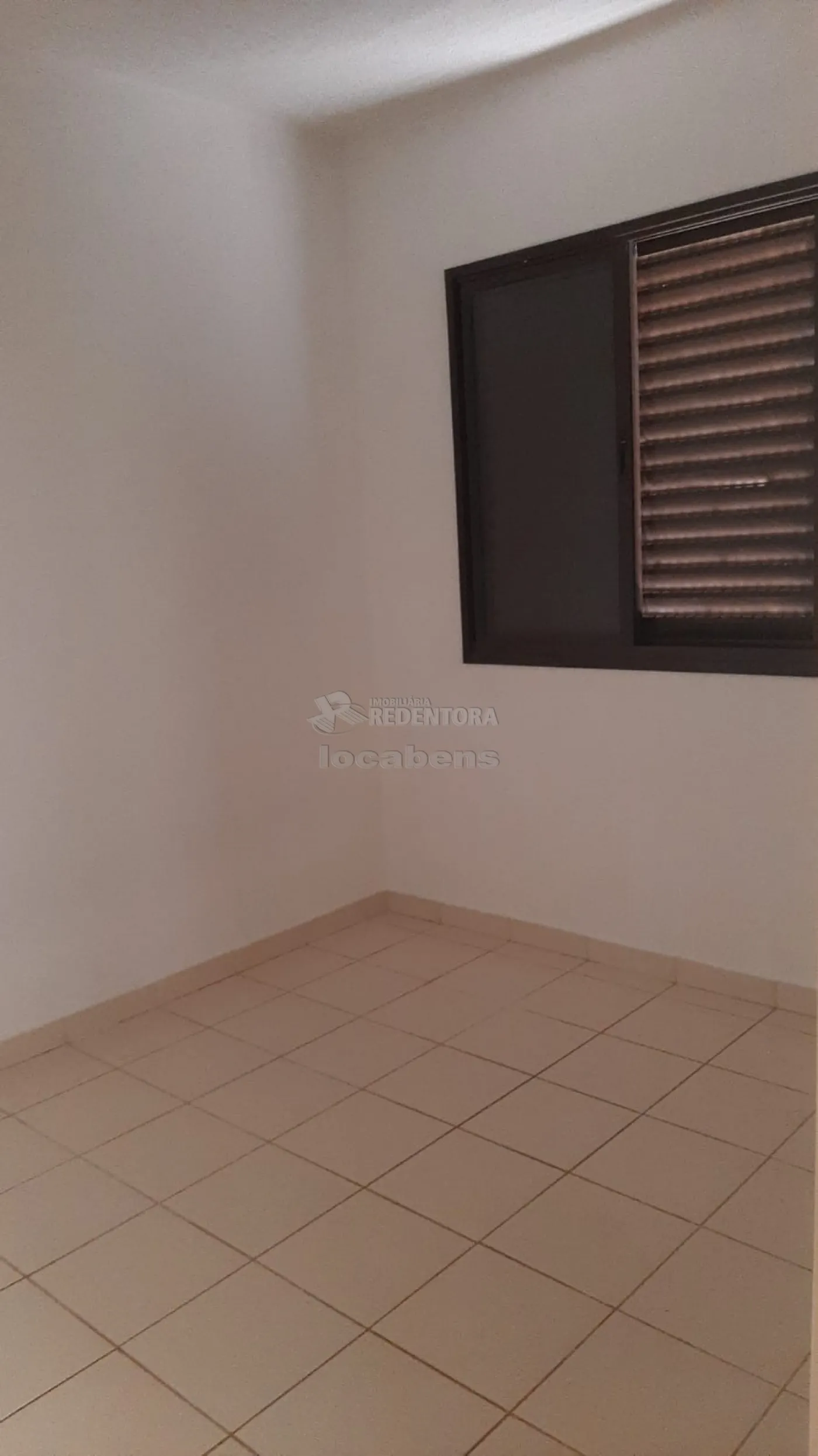 Alugar Apartamento / Padrão em São José do Rio Preto R$ 1.000,00 - Foto 6