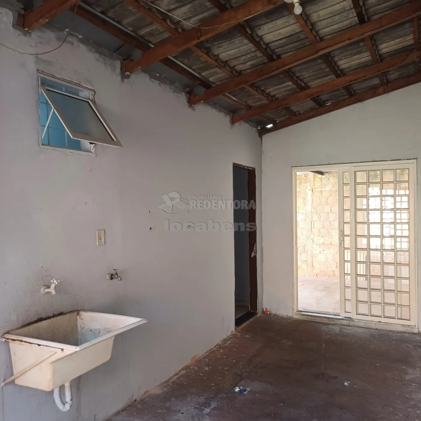 Alugar Casa / Padrão em São José do Rio Preto R$ 900,00 - Foto 4