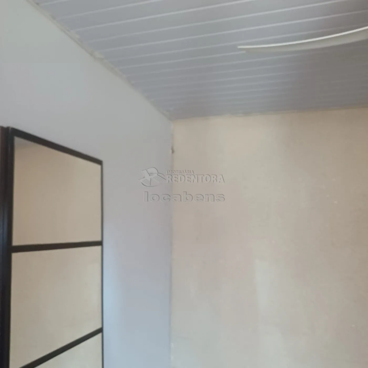 Alugar Casa / Padrão em São José do Rio Preto R$ 900,00 - Foto 9