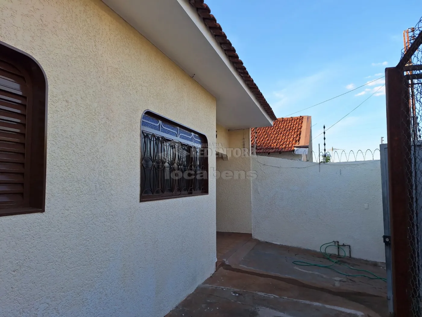 Alugar Casa / Padrão em São José do Rio Preto apenas R$ 1.400,00 - Foto 3