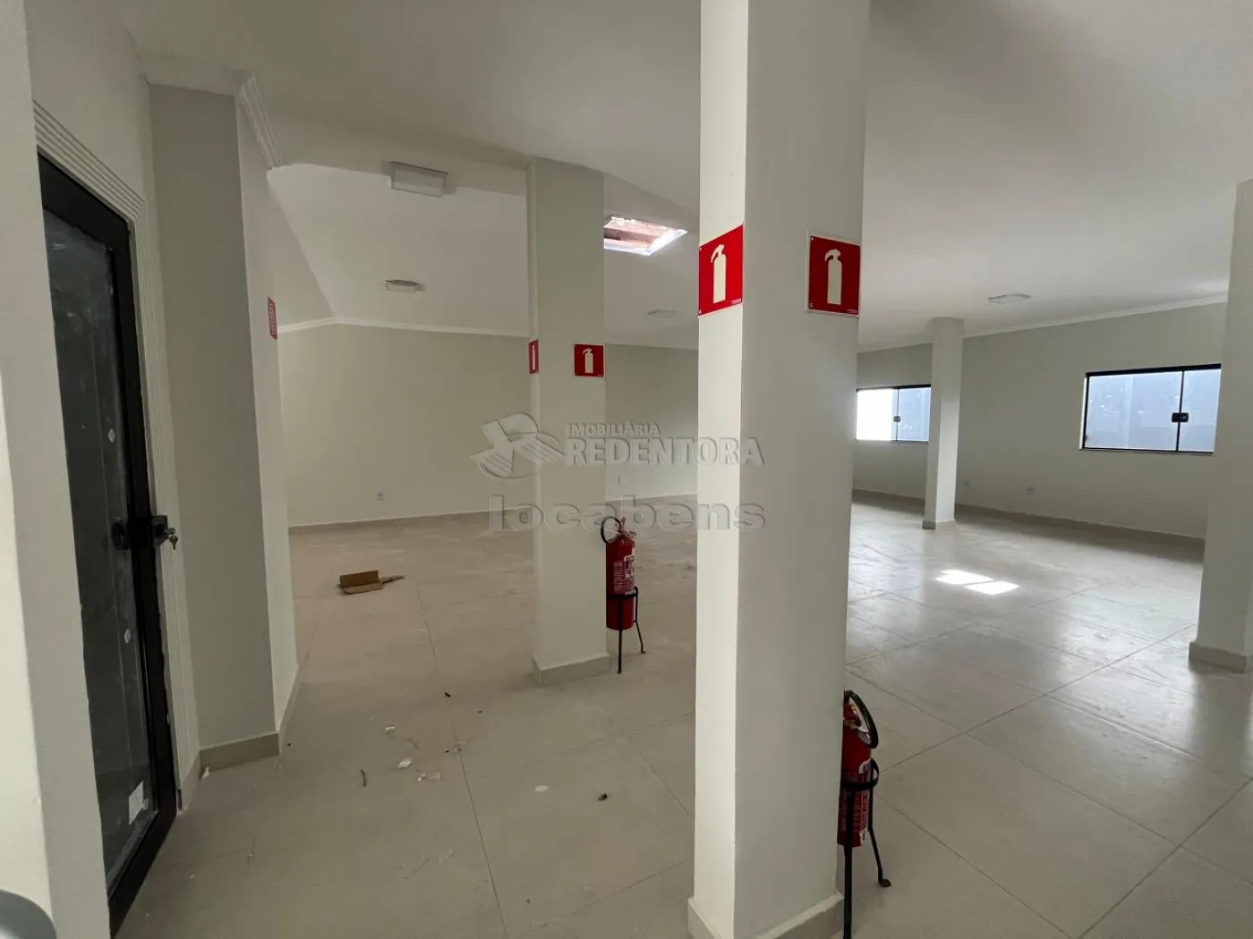 Alugar Comercial / Salão em São José do Rio Preto R$ 20.000,00 - Foto 8