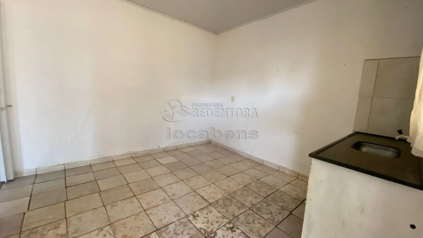 Alugar Casa / Padrão em São José do Rio Preto apenas R$ 800,00 - Foto 3