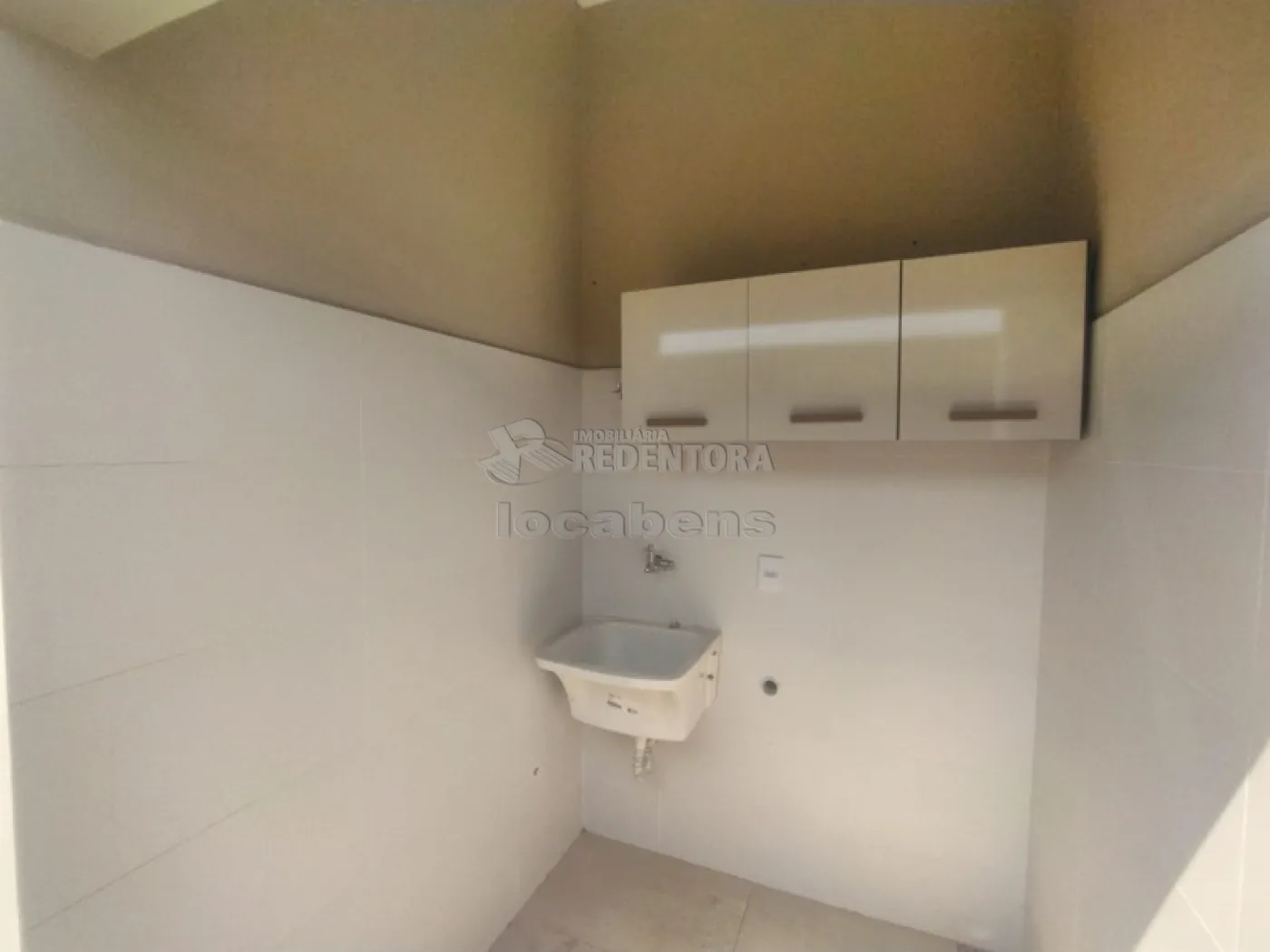 Alugar Casa / Padrão em São José do Rio Preto R$ 1.900,00 - Foto 12