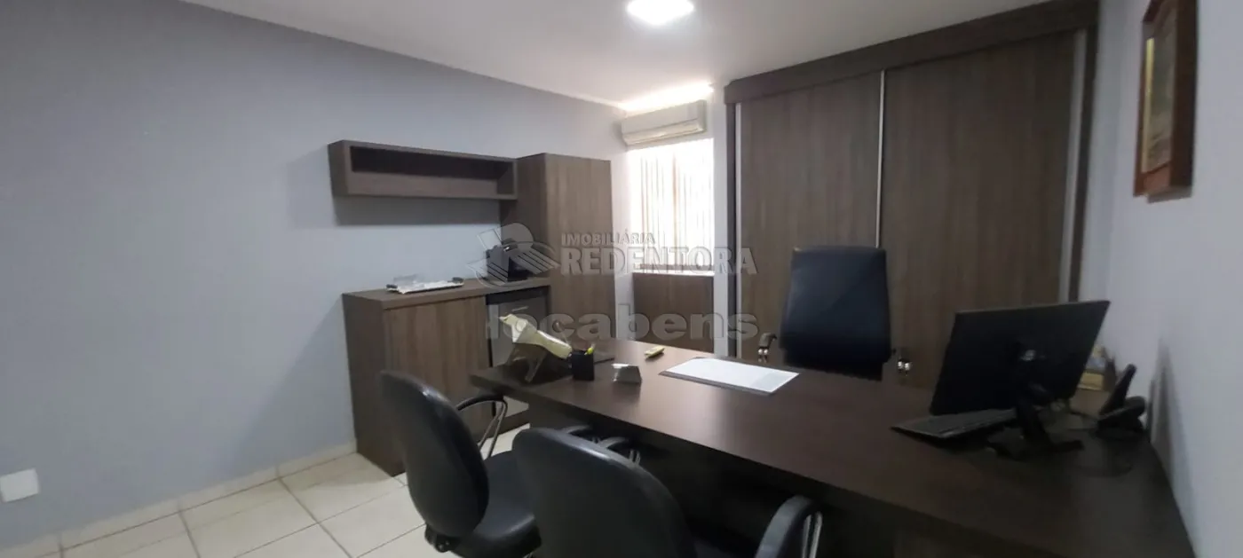 Comprar Comercial / Sala em São José do Rio Preto R$ 300.000,00 - Foto 1