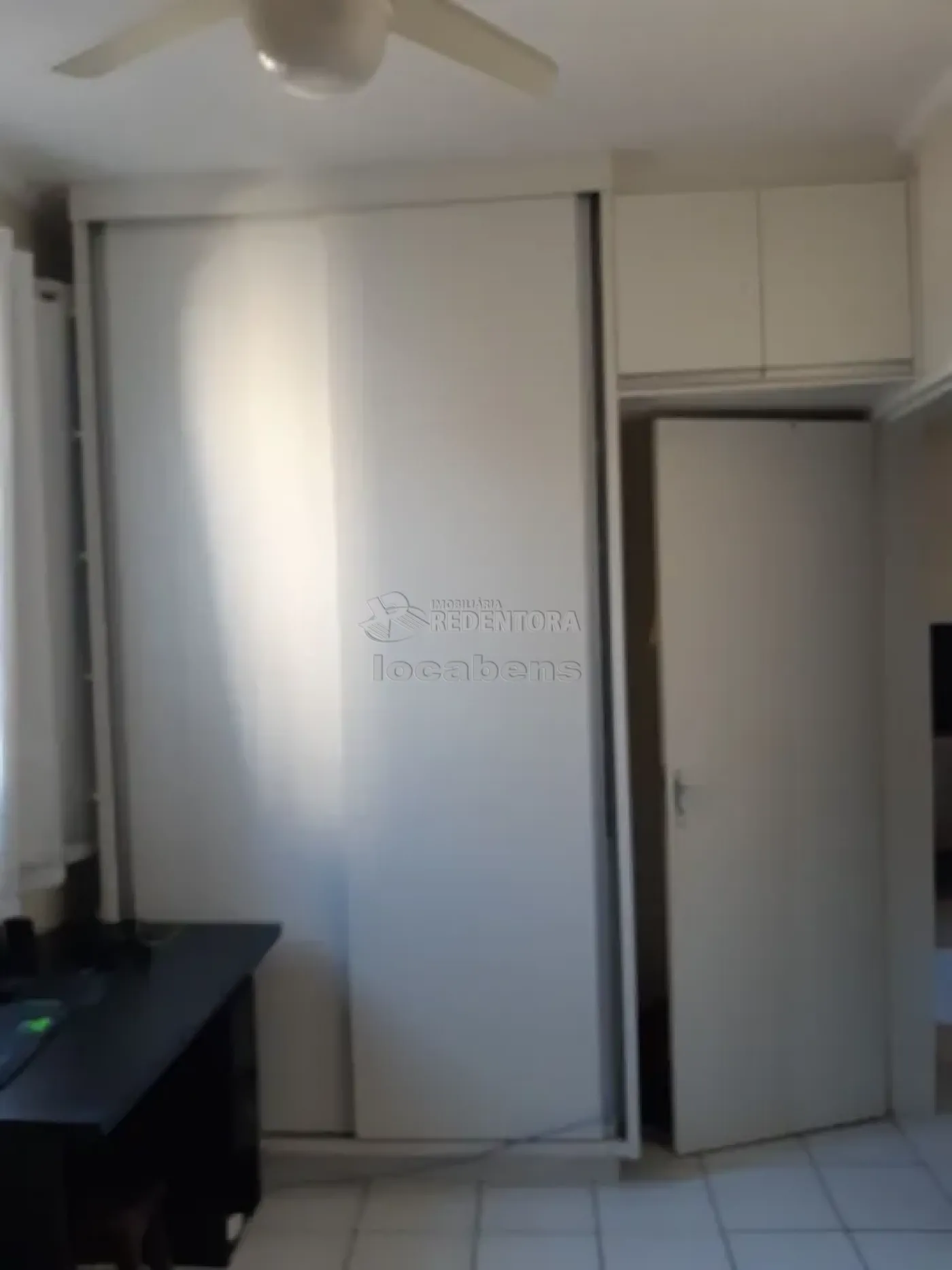 Apartamento à venda com 2 quartos, 59m² - Foto 2