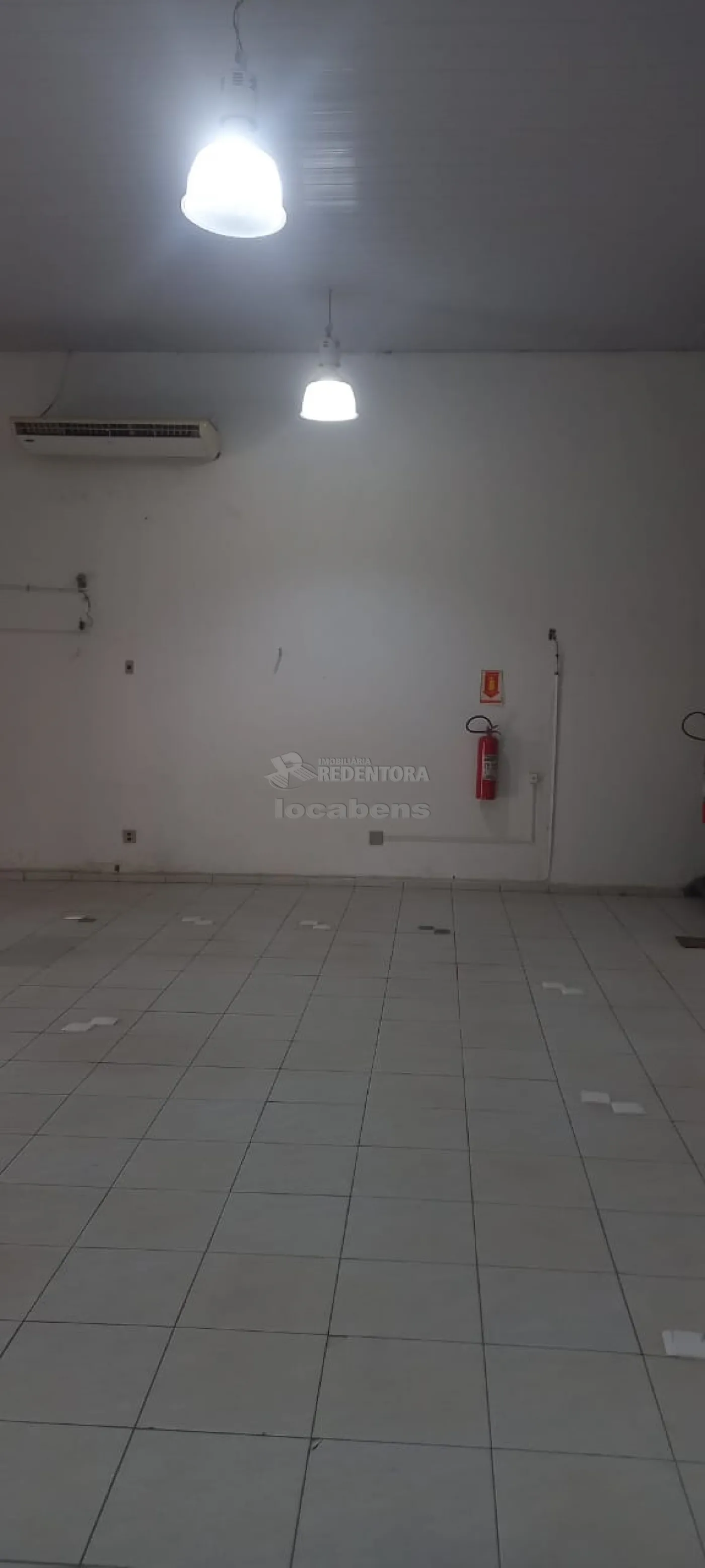 Alugar Comercial / Salão em São José do Rio Preto apenas R$ 4.500,00 - Foto 5