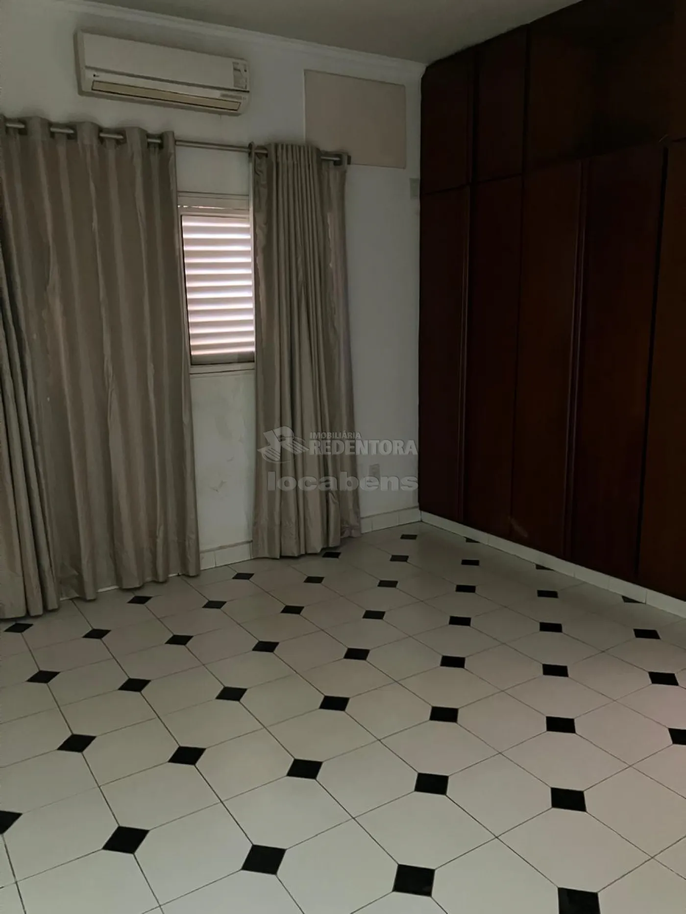 Comprar Casa / Padrão em São José do Rio Preto R$ 1.100.000,00 - Foto 5