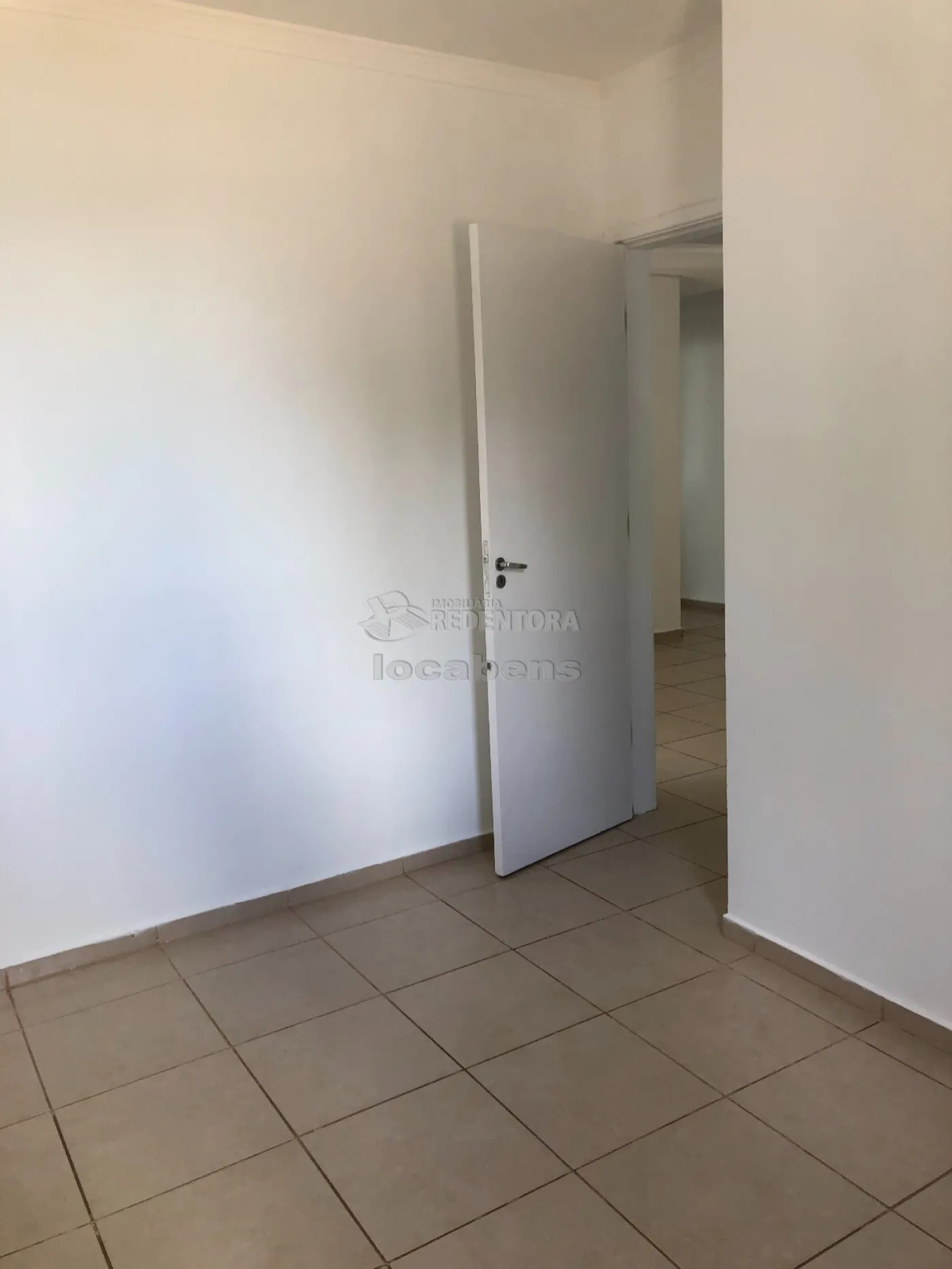 Comprar Apartamento / Padrão em São José do Rio Preto R$ 190.000,00 - Foto 17