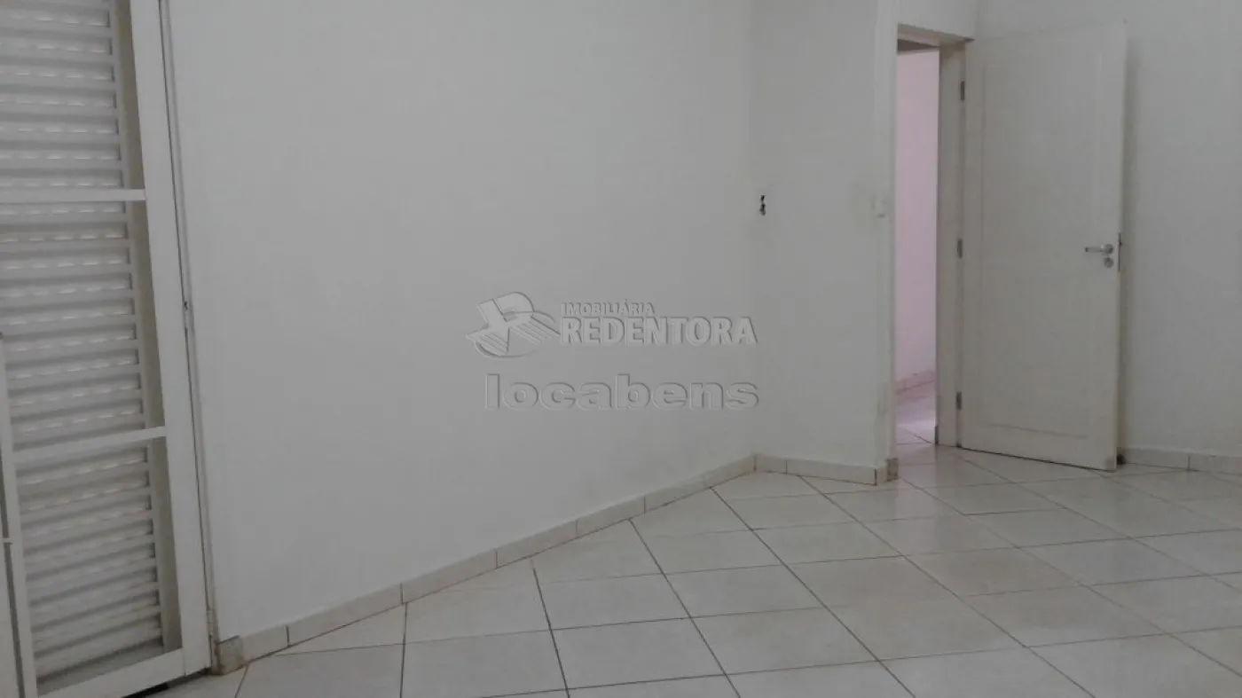 Comprar Casa / Padrão em São José do Rio Preto R$ 350.000,00 - Foto 6