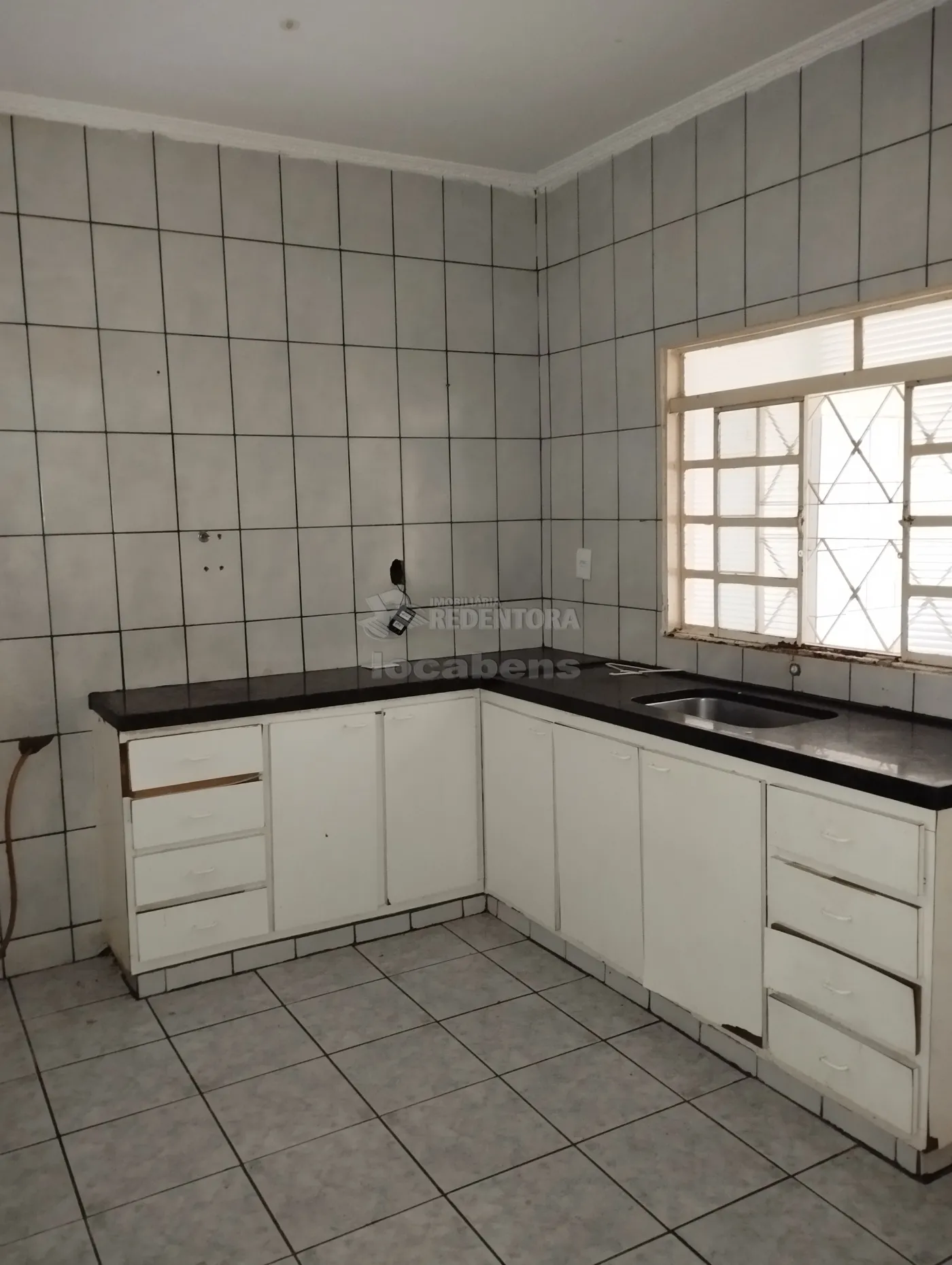 Alugar Casa / Padrão em São José do Rio Preto R$ 1.200,00 - Foto 4