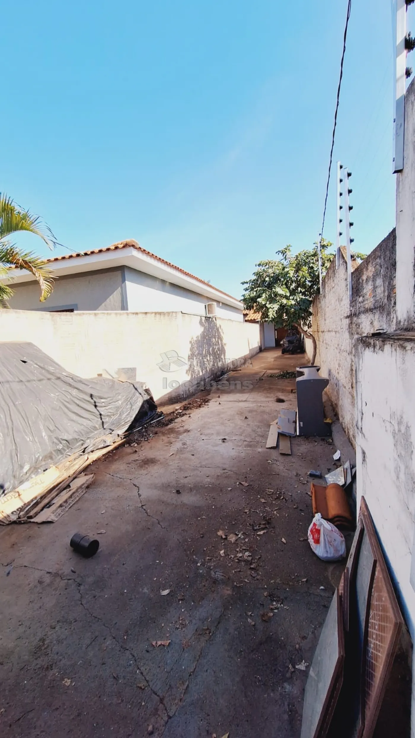 Alugar Casa / Padrão em São José do Rio Preto R$ 1.600,00 - Foto 2