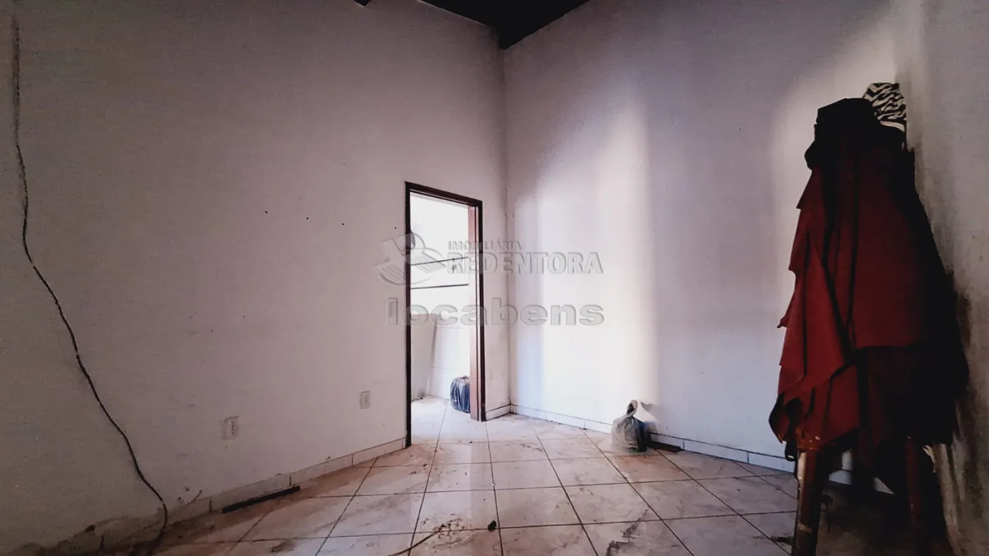 Alugar Casa / Padrão em São José do Rio Preto R$ 1.600,00 - Foto 9