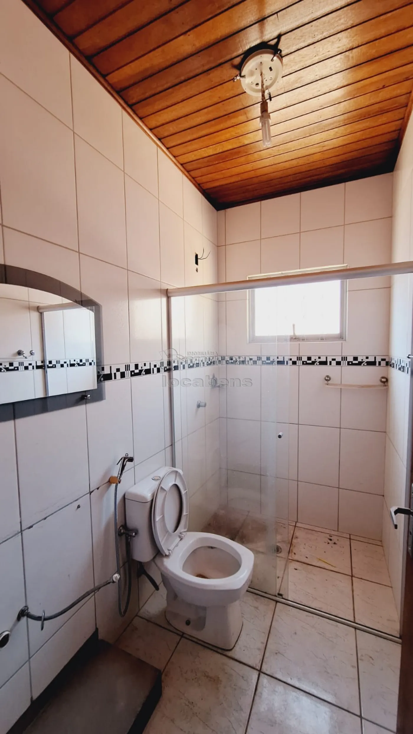 Alugar Casa / Padrão em São José do Rio Preto R$ 1.600,00 - Foto 13