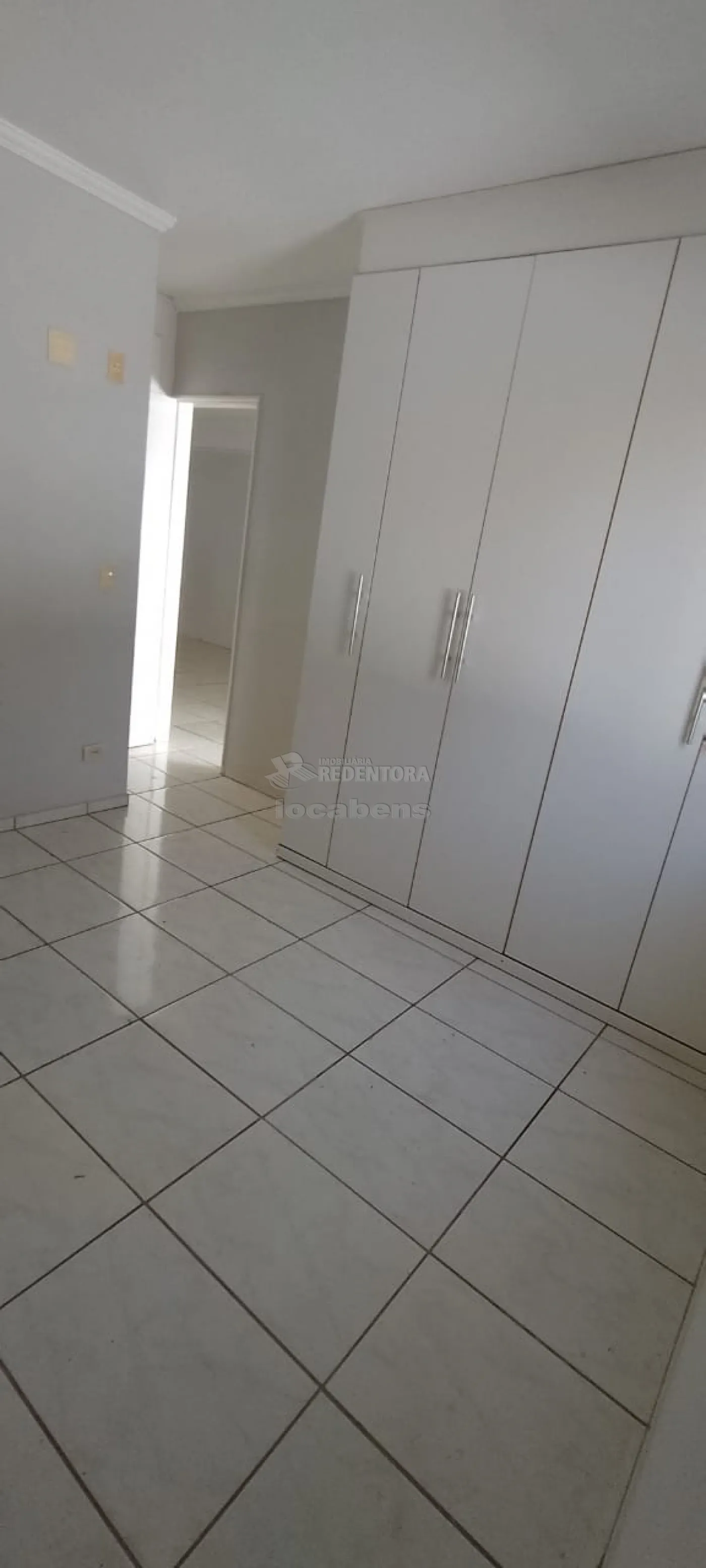 Alugar Casa / Condomínio em São José do Rio Preto R$ 2.500,00 - Foto 17