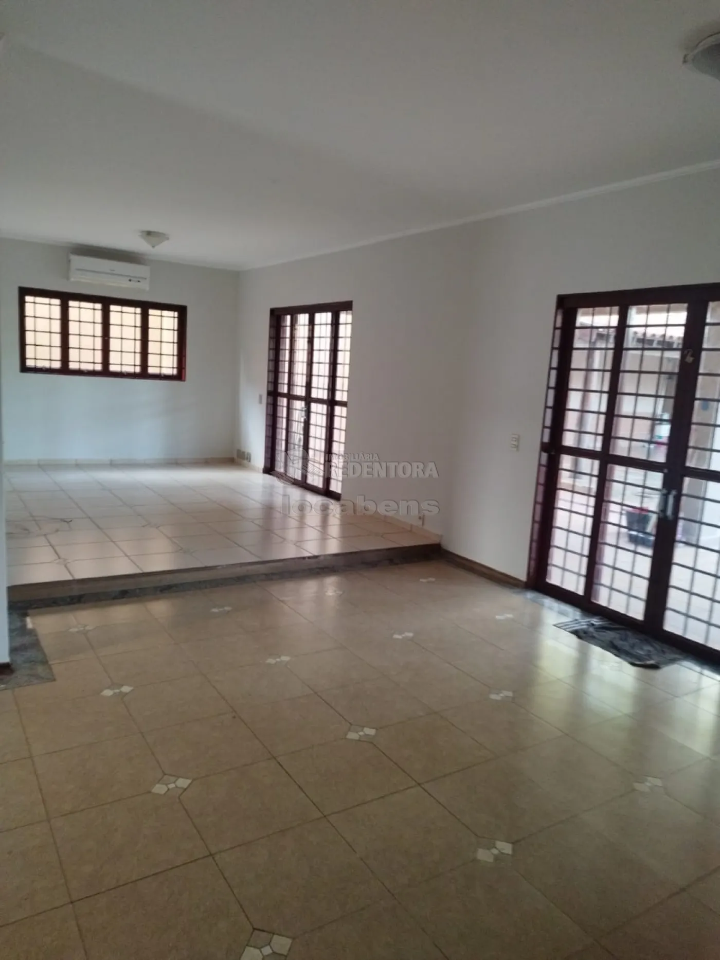 Comprar Casa / Padrão em São José do Rio Preto R$ 850.000,00 - Foto 14