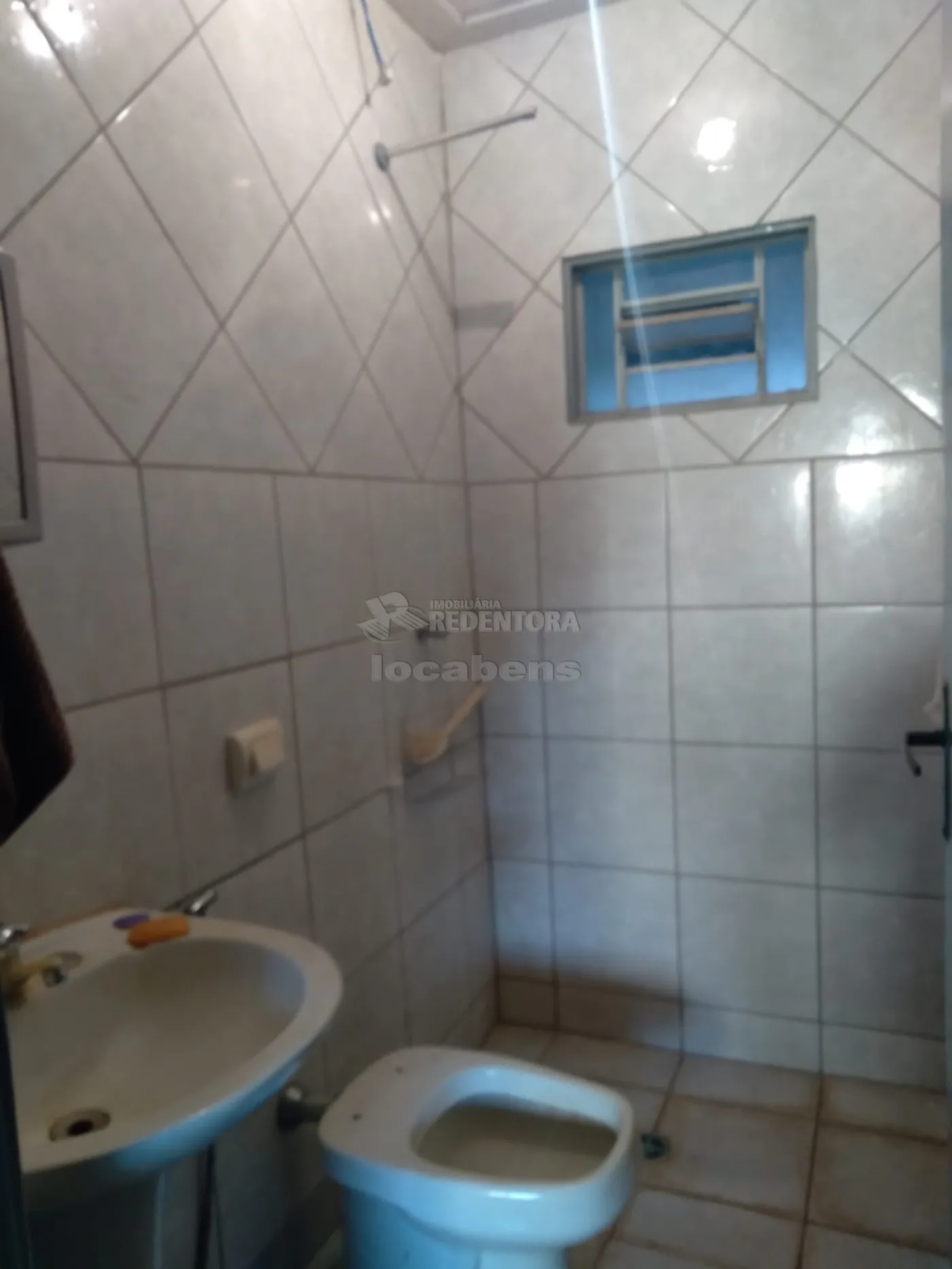 Comprar Casa / Padrão em São José do Rio Preto R$ 270.000,00 - Foto 4