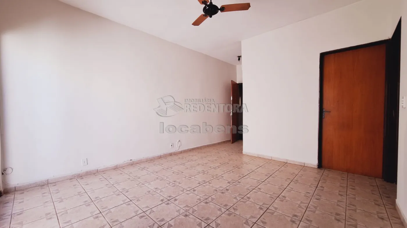 Alugar Apartamento / Padrão em São José do Rio Preto R$ 850,00 - Foto 1