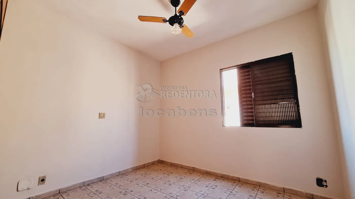 Alugar Apartamento / Padrão em São José do Rio Preto R$ 850,00 - Foto 9