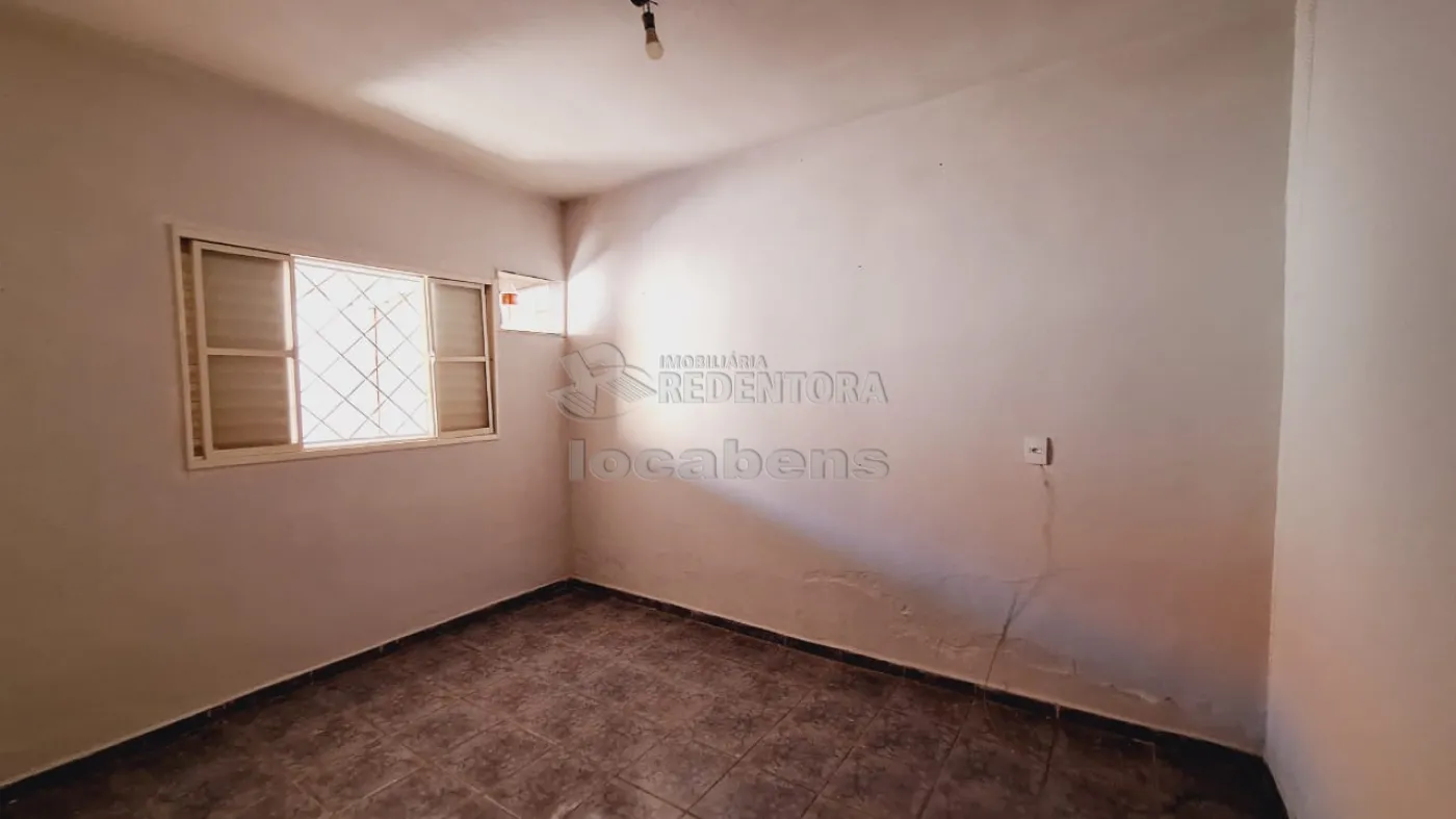 Alugar Casa / Padrão em São José do Rio Preto R$ 1.300,00 - Foto 13