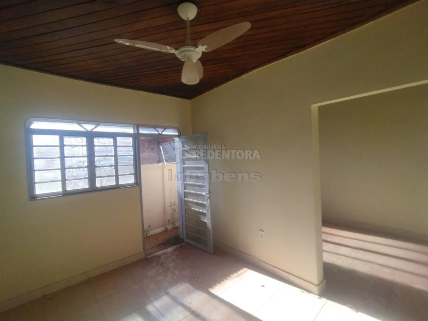 Casa para alugar com 1 quarto, 60m² - Foto 2