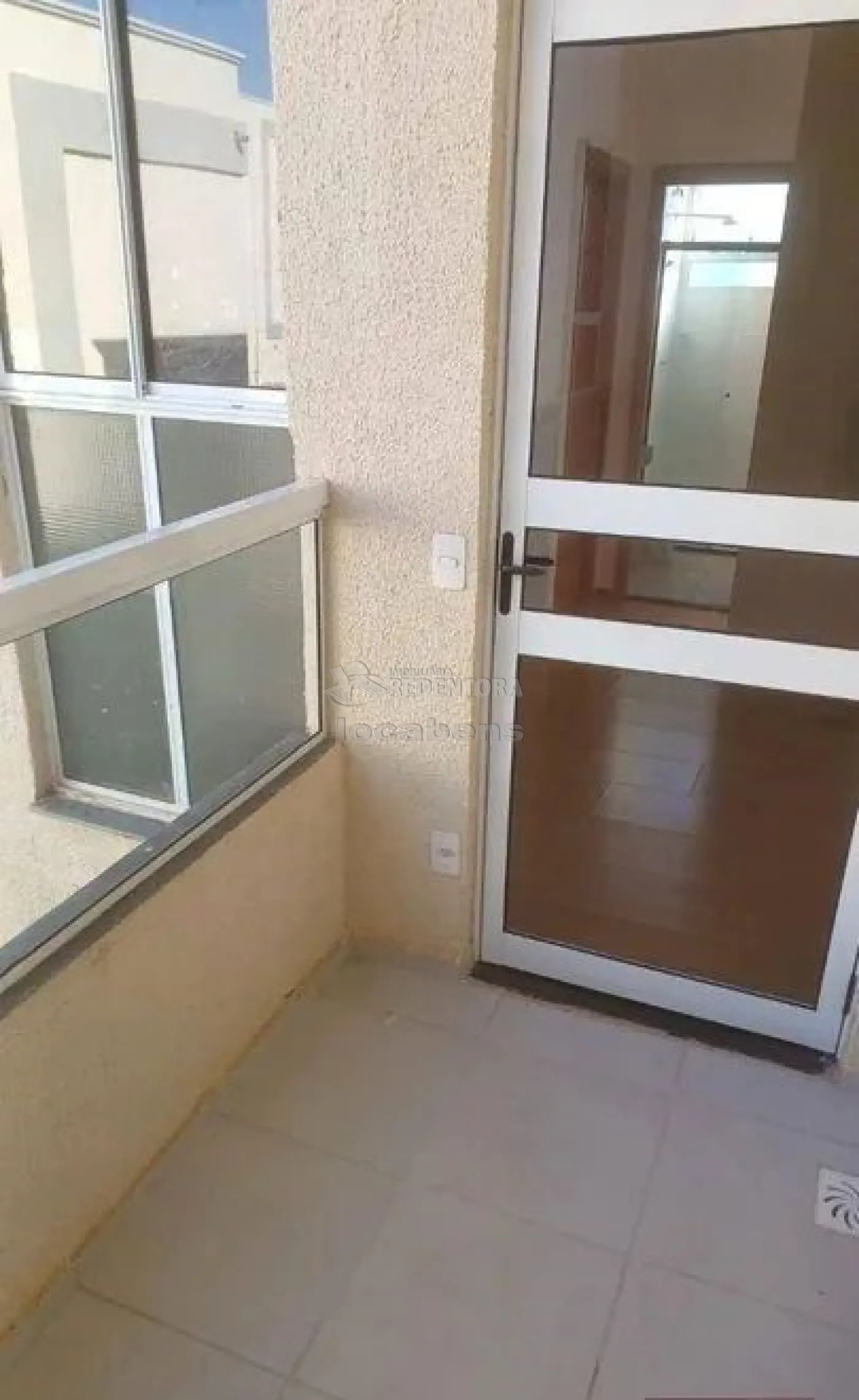 Alugar Apartamento / Padrão em São José do Rio Preto R$ 1.000,00 - Foto 4