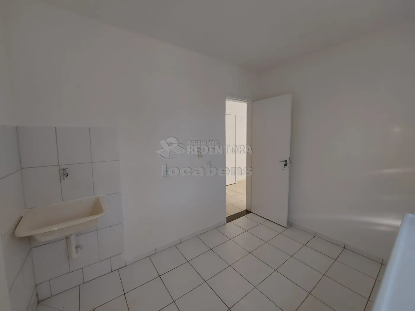 Comprar Apartamento / Padrão em São José do Rio Preto R$ 125.000,00 - Foto 4