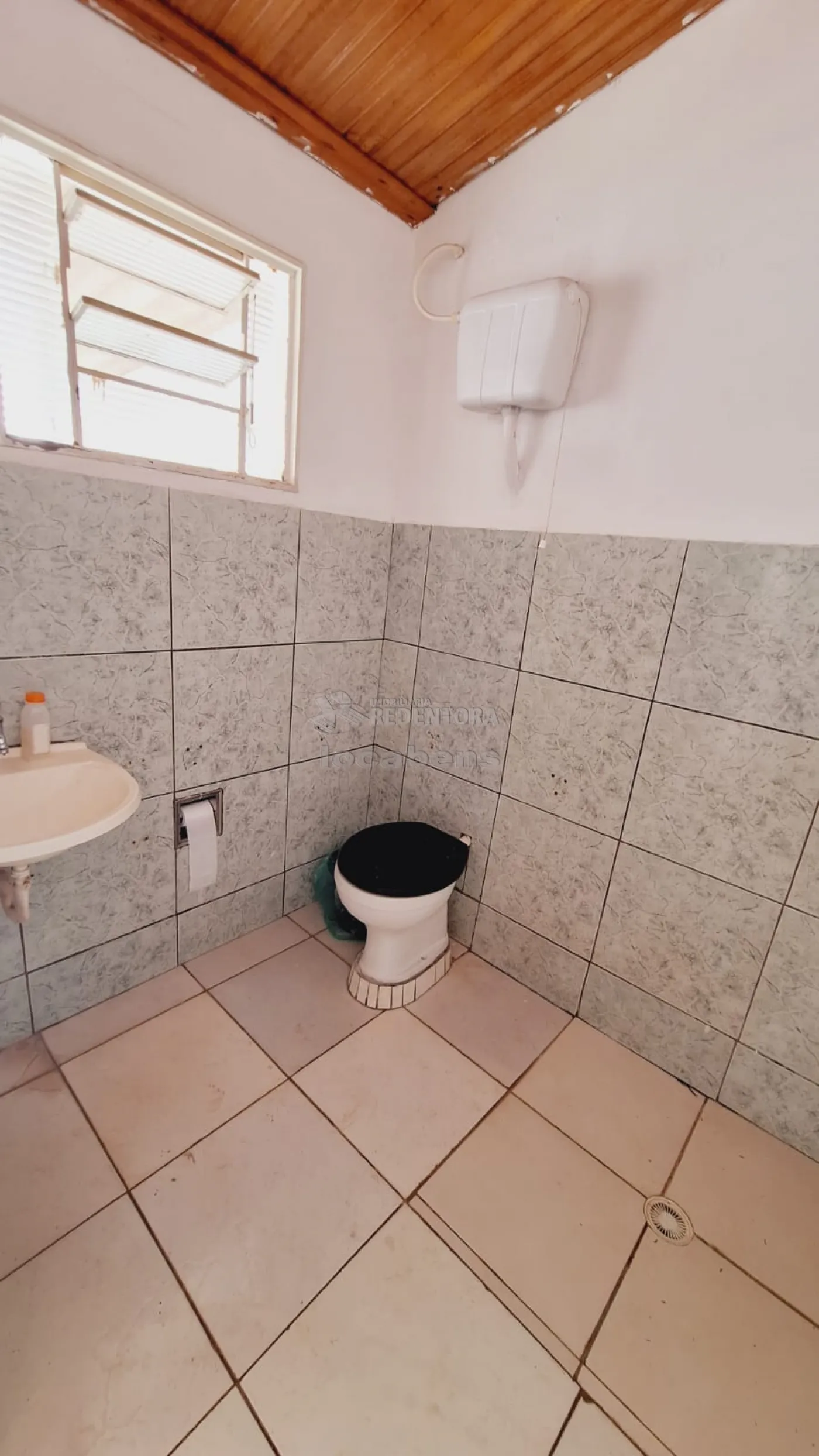 Alugar Casa / Padrão em São José do Rio Preto R$ 800,00 - Foto 8