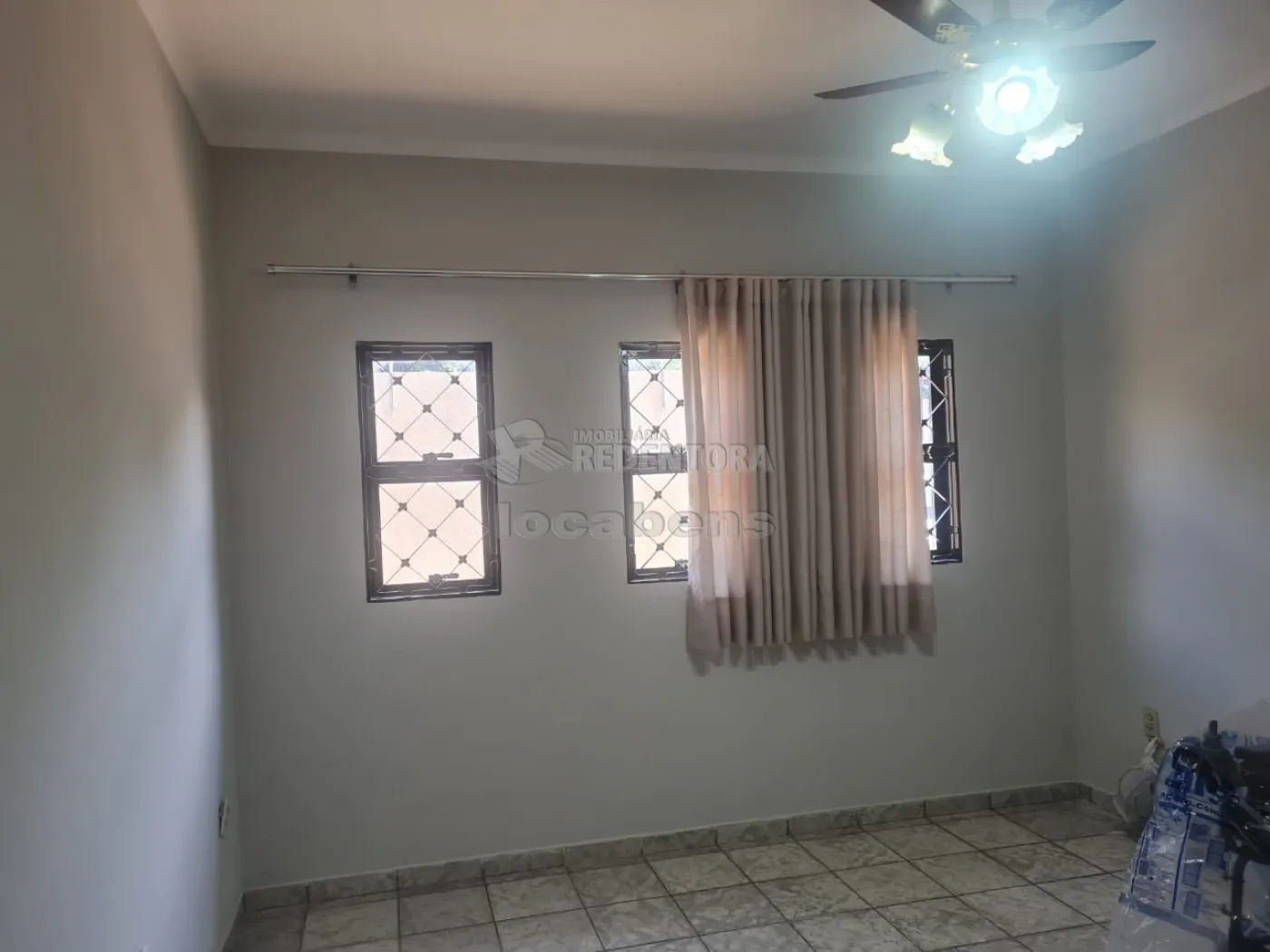 Comprar Casa / Padrão em São José do Rio Preto R$ 280.000,00 - Foto 4