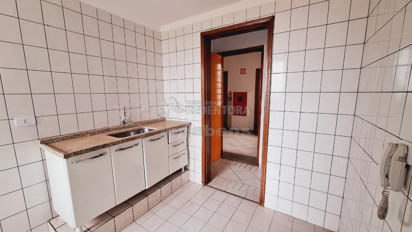 Alugar Apartamento / Padrão em São José do Rio Preto R$ 1.000,00 - Foto 12