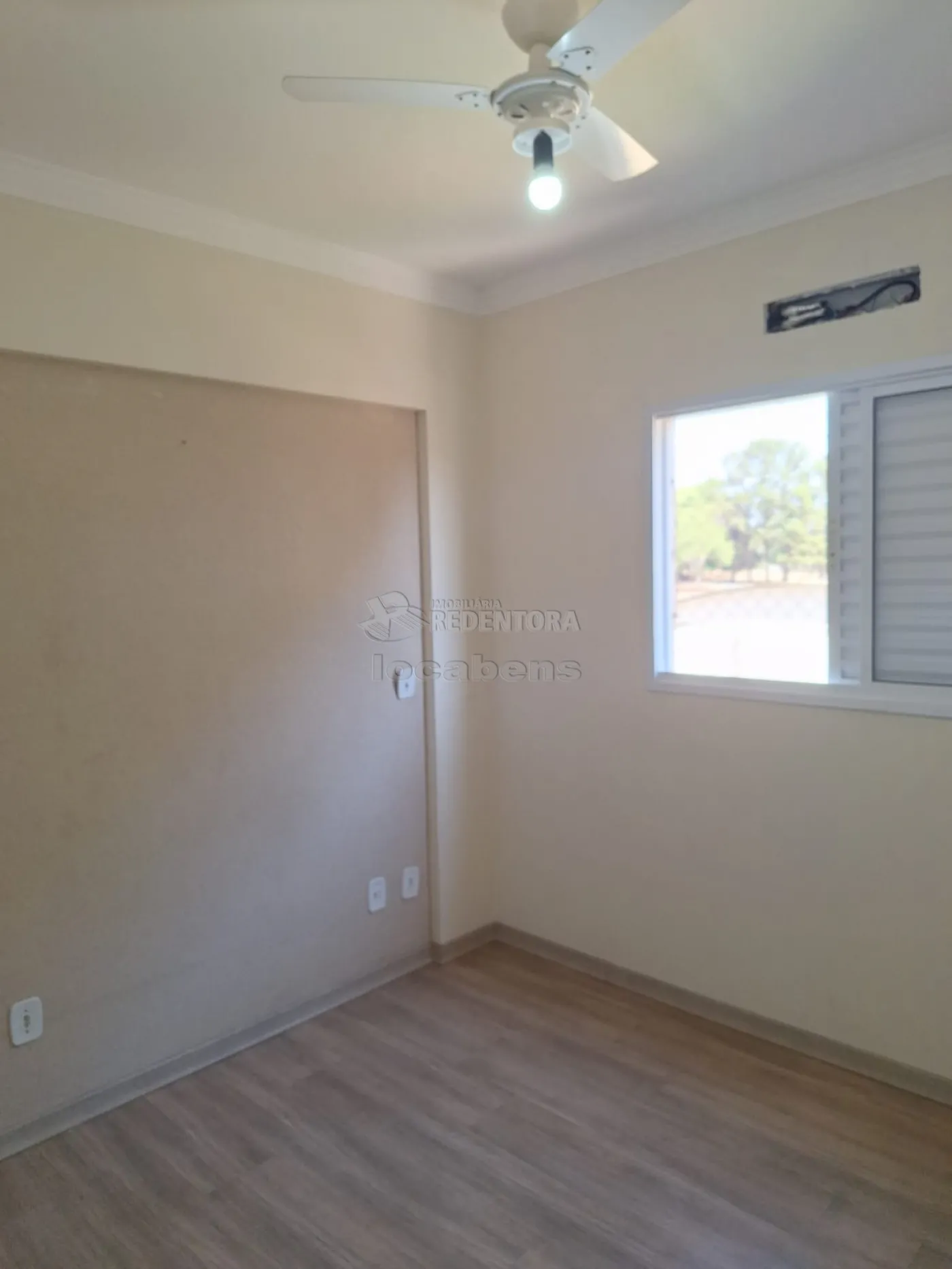 Alugar Apartamento / Padrão em São José do Rio Preto R$ 1.200,00 - Foto 6