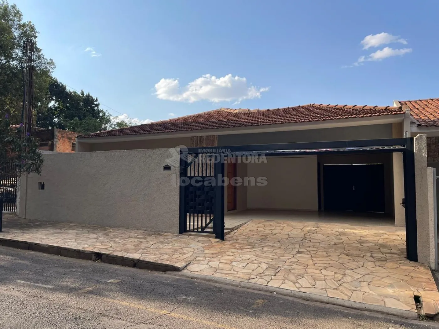 Comprar Casa / Padrão em São José do Rio Preto R$ 489.000,00 - Foto 1