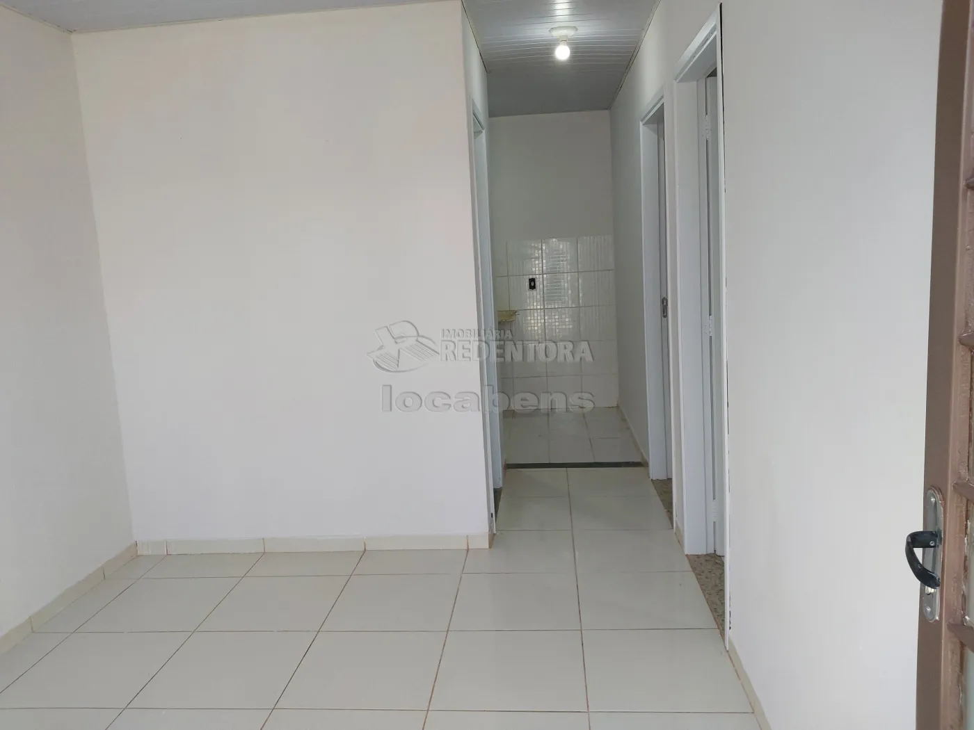 Comprar Casa / Padrão em São José do Rio Preto R$ 190.000,00 - Foto 5