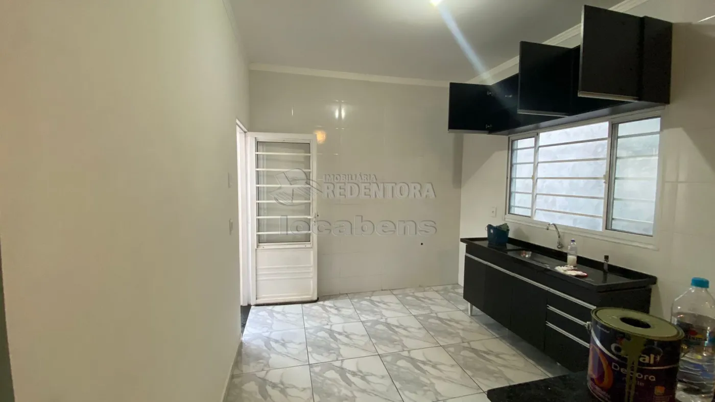 Comprar Casa / Padrão em São José do Rio Preto R$ 285.000,00 - Foto 4