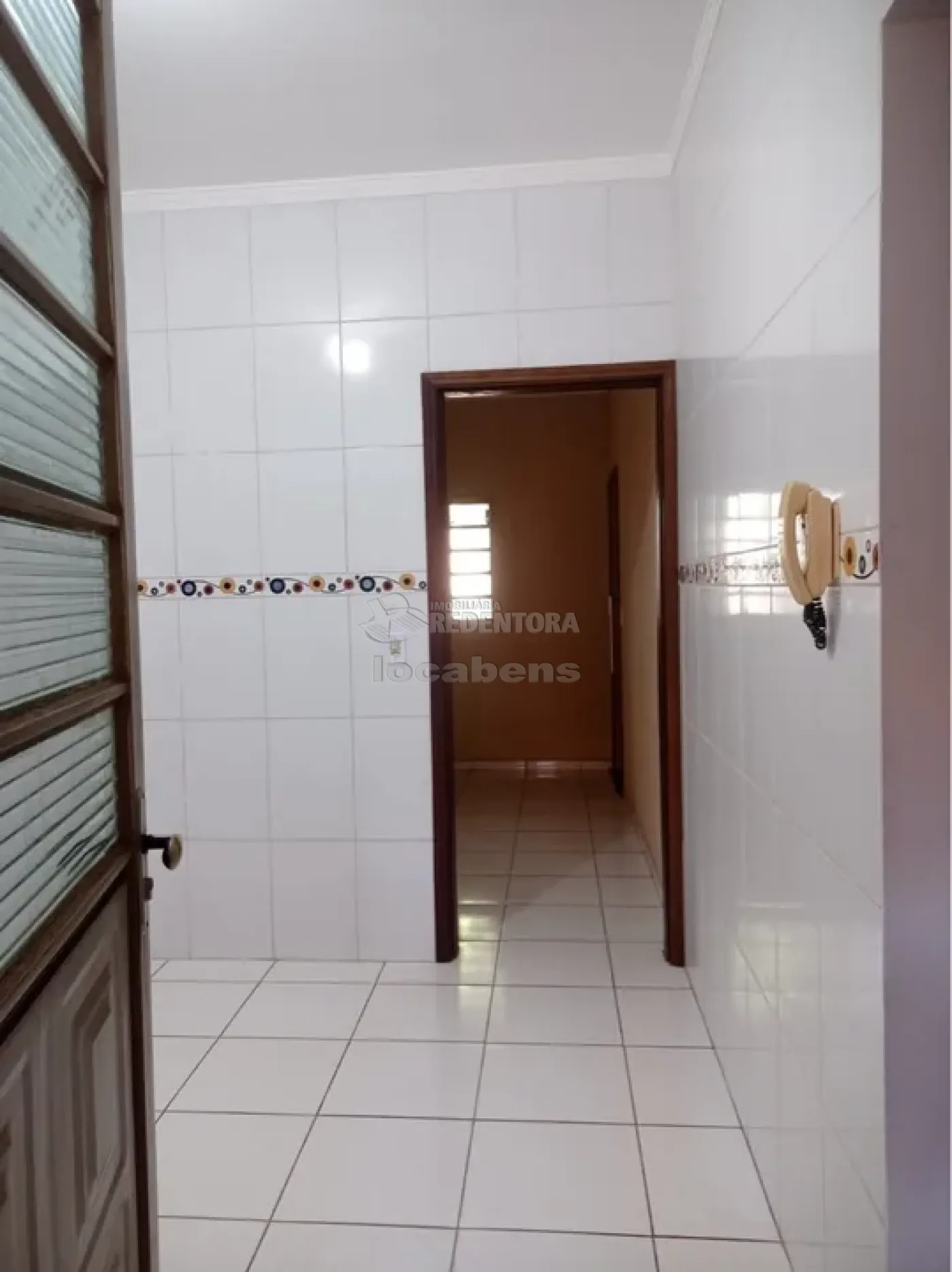 Alugar Casa / Padrão em São José do Rio Preto R$ 1.400,00 - Foto 9