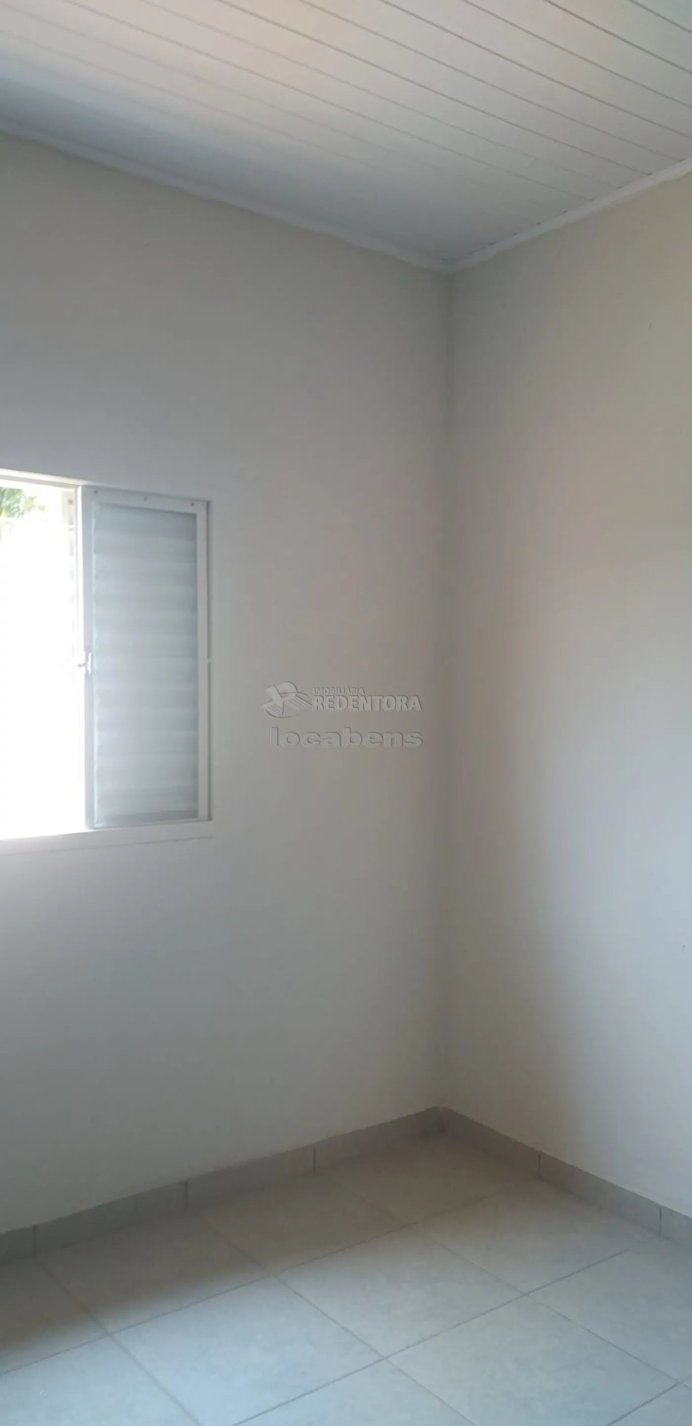 Comprar Casa / Padrão em São José do Rio Preto R$ 240.000,00 - Foto 4