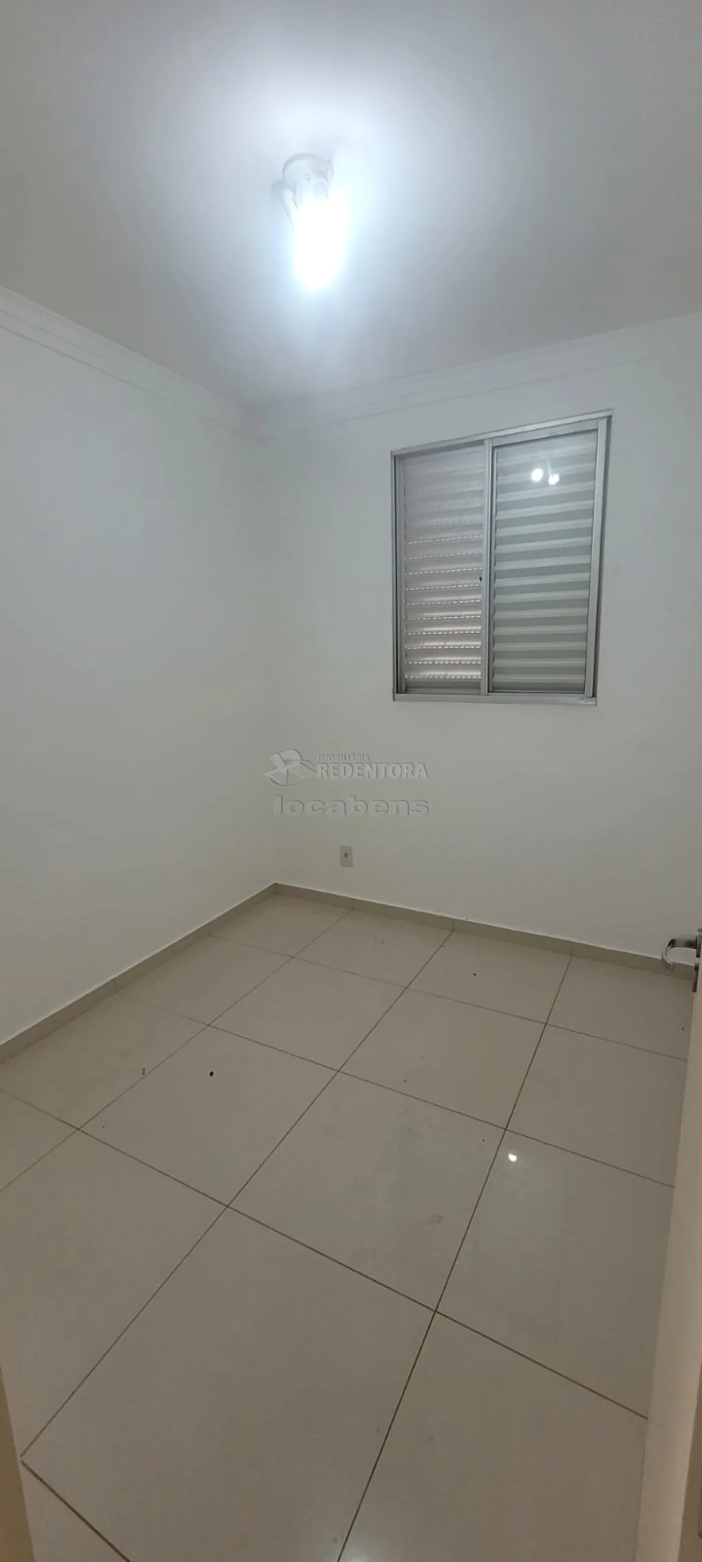 Alugar Apartamento / Padrão em São José do Rio Preto R$ 1.700,00 - Foto 11