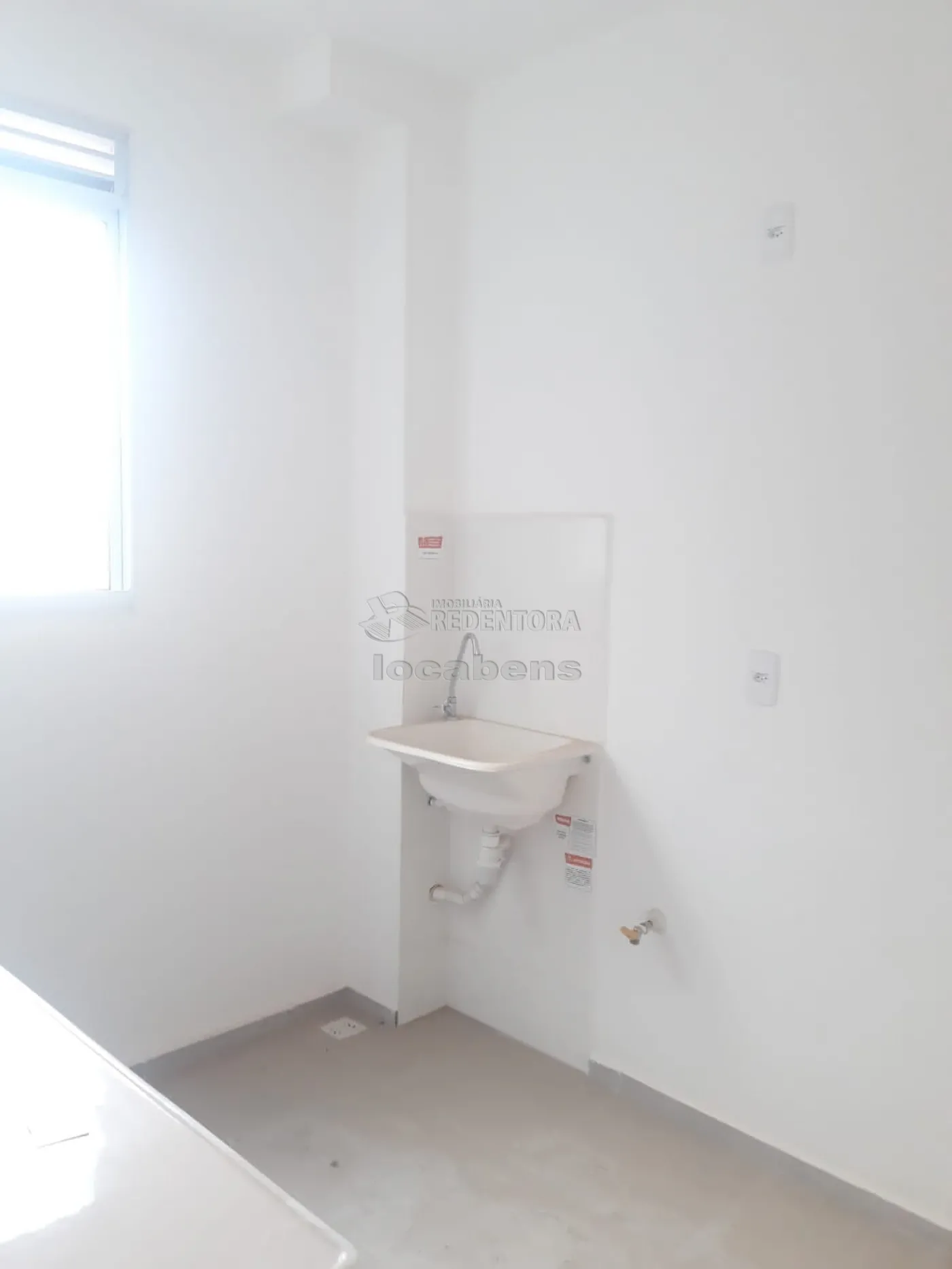 Alugar Apartamento / Padrão em São José do Rio Preto R$ 800,00 - Foto 3