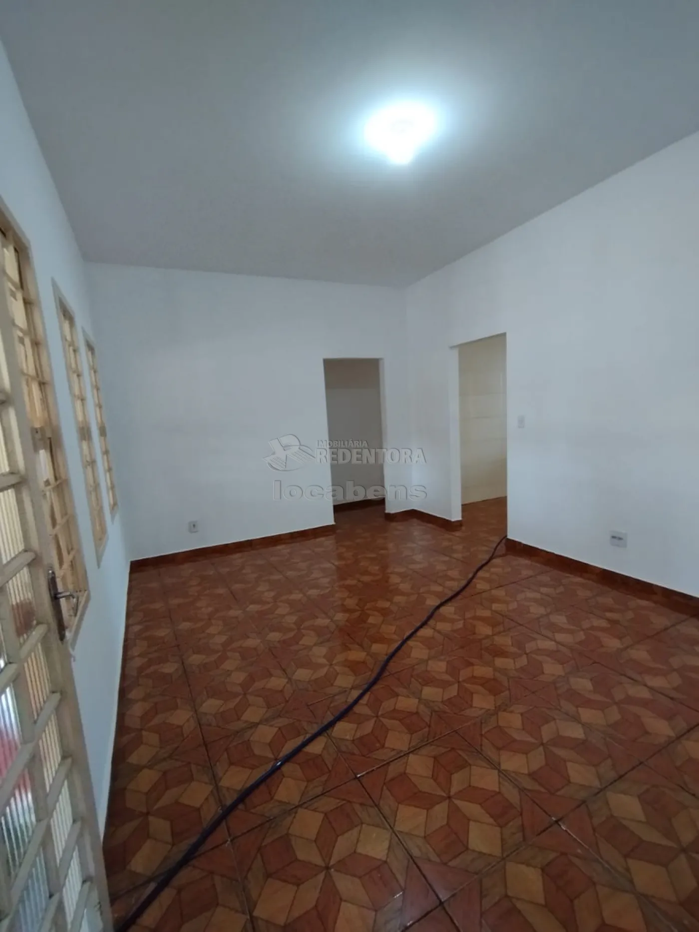 Comprar Casa / Padrão em São José do Rio Preto R$ 200.000,00 - Foto 3