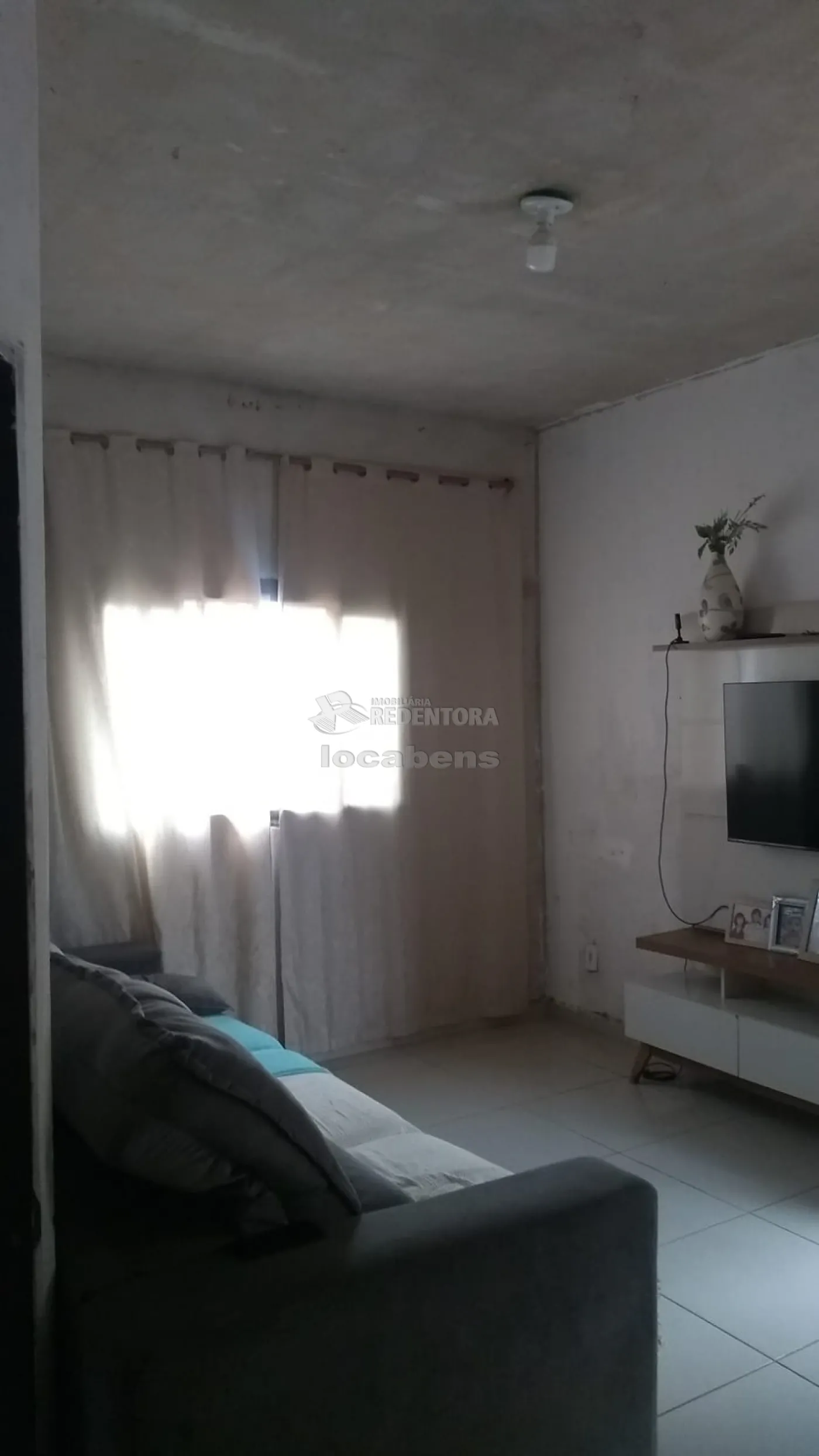 Comprar Casa / Padrão em São José do Rio Preto R$ 250.000,00 - Foto 4