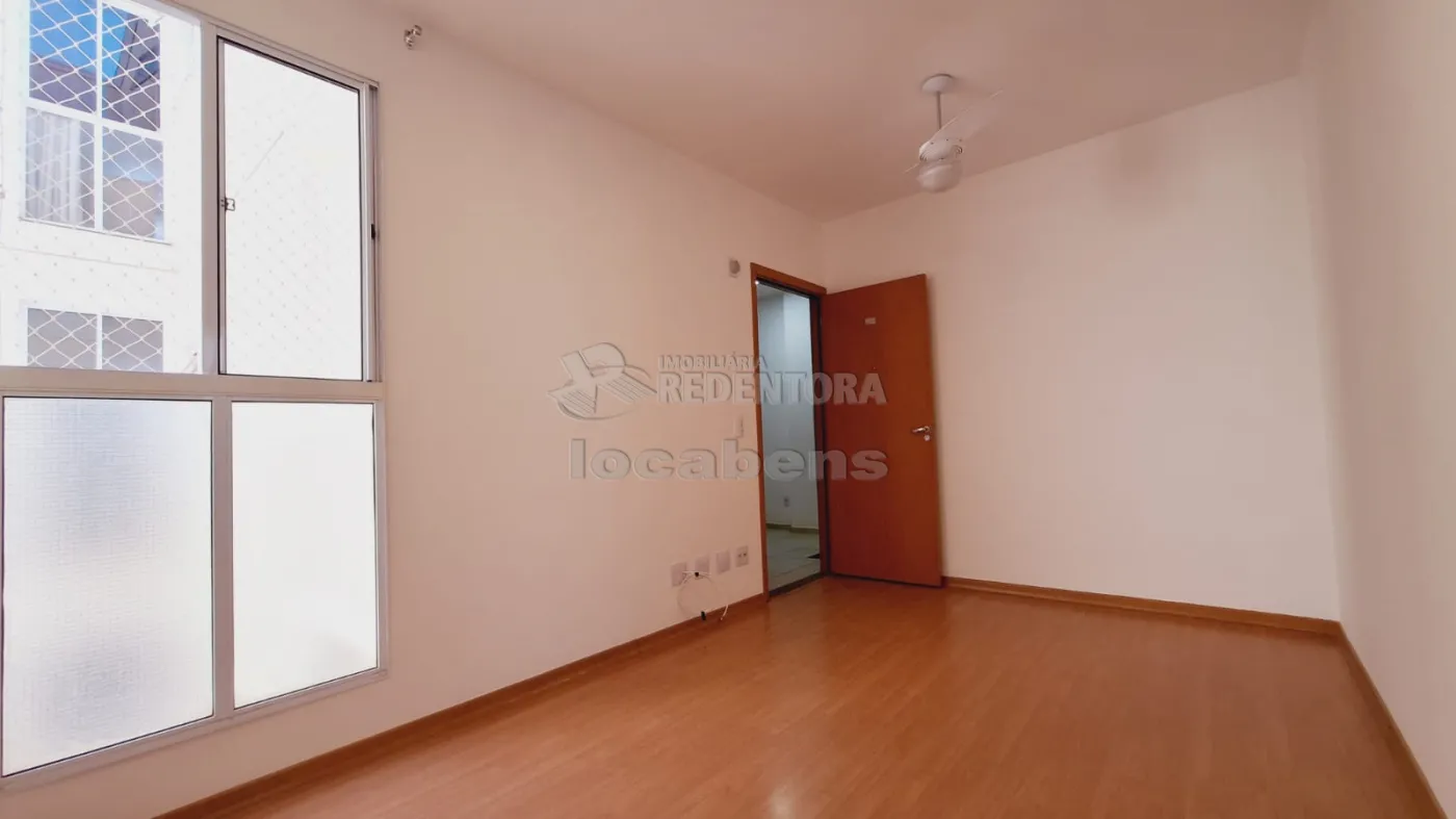 Alugar Apartamento / Padrão em São José do Rio Preto R$ 950,00 - Foto 2