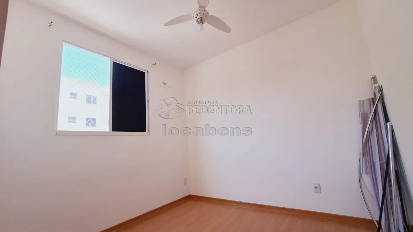 Alugar Apartamento / Padrão em São José do Rio Preto R$ 950,00 - Foto 3