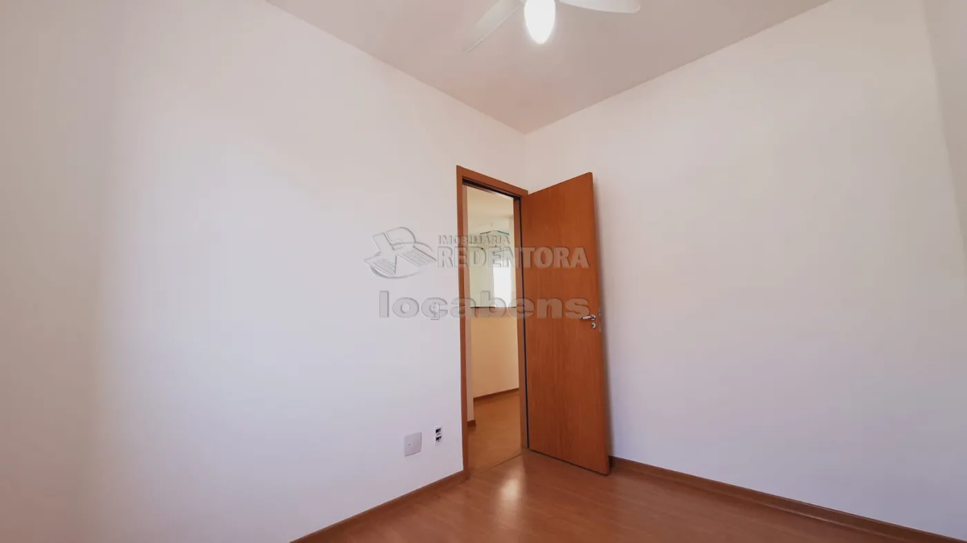 Alugar Apartamento / Padrão em São José do Rio Preto R$ 950,00 - Foto 6