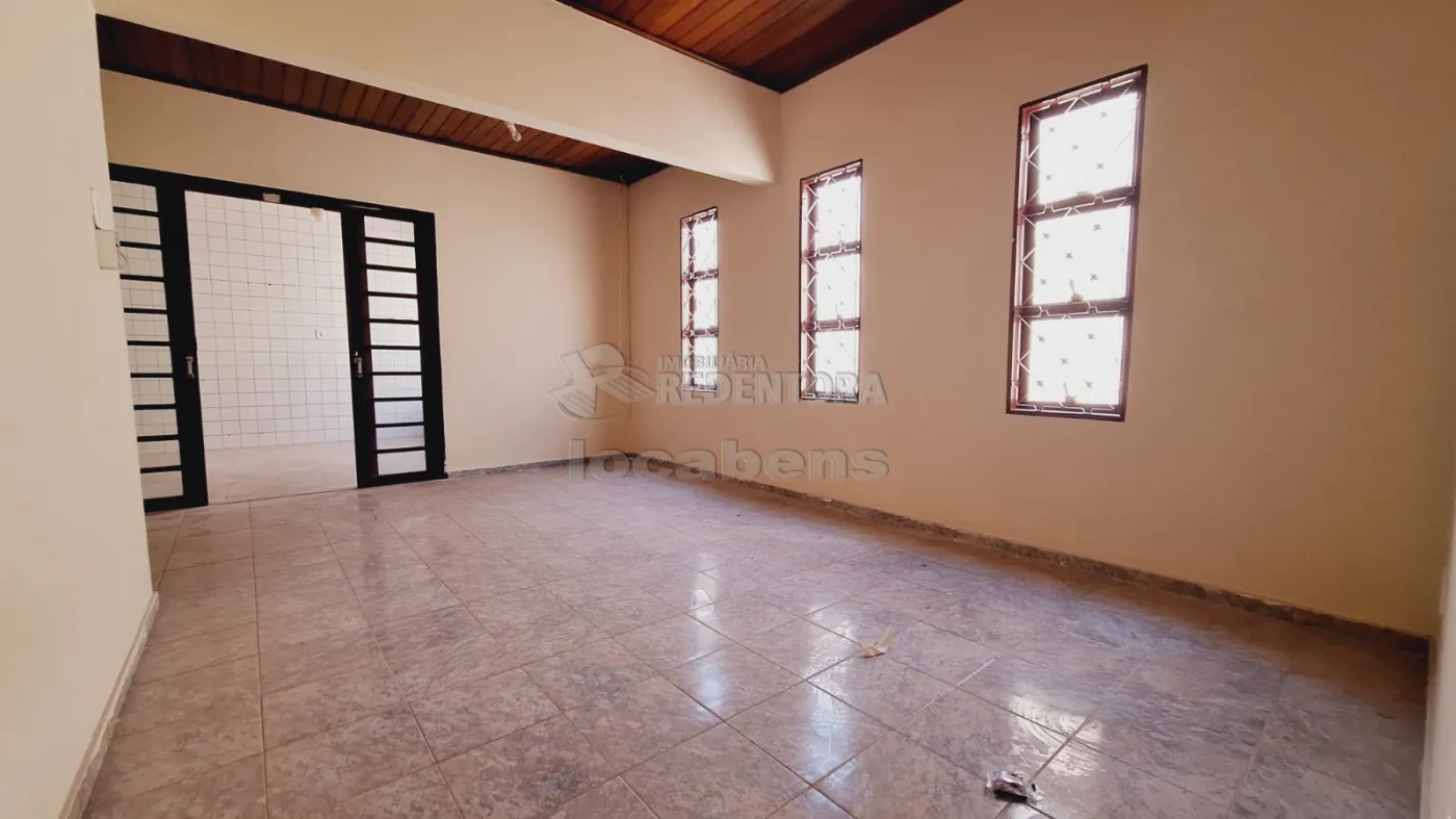 Alugar Casa / Padrão em São José do Rio Preto apenas R$ 1.100,00 - Foto 1