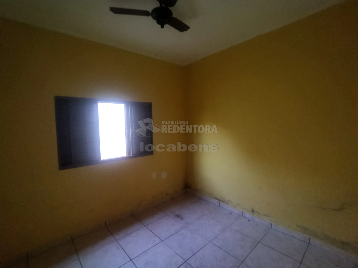 Comprar Casa / Padrão em São José do Rio Preto R$ 330.000,00 - Foto 6