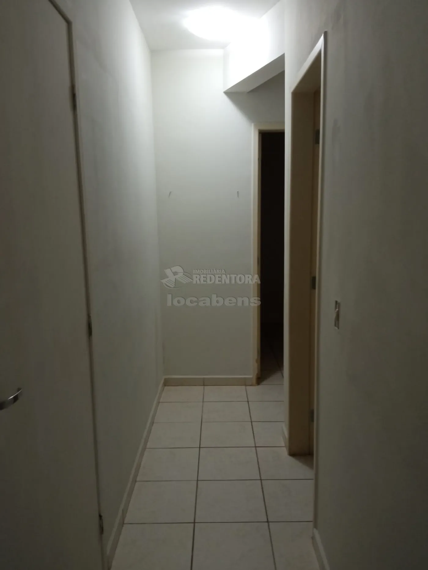 Comprar Apartamento / Padrão em São José do Rio Preto R$ 170.000,00 - Foto 4