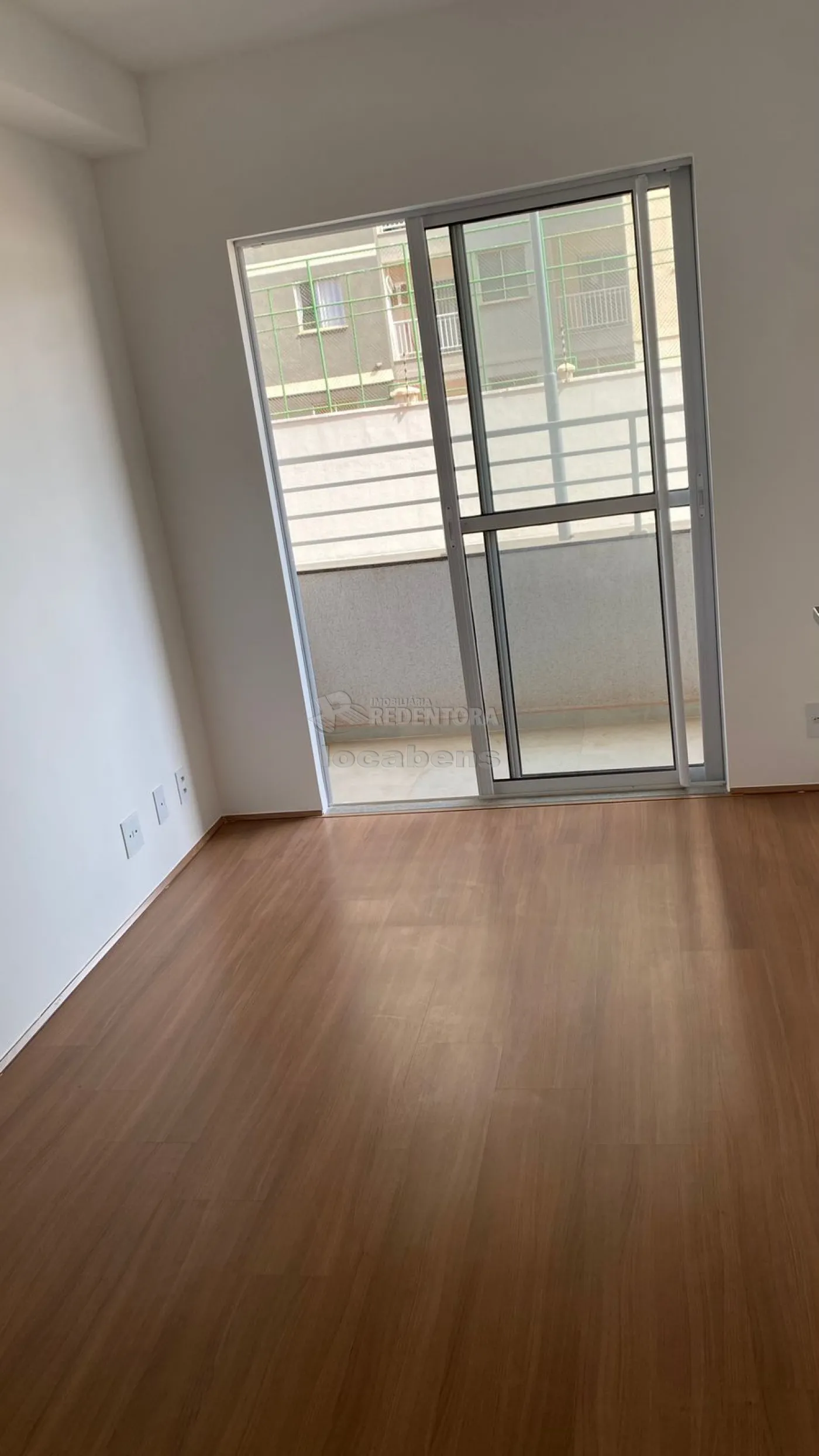 Alugar Apartamento / Padrão em São José do Rio Preto R$ 1.180,00 - Foto 1