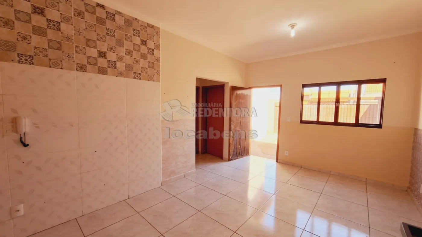 Alugar Casa / Padrão em São José do Rio Preto R$ 1.300,00 - Foto 11