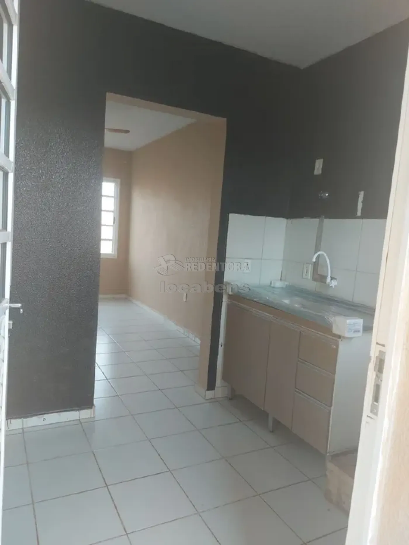 Comprar Casa / Padrão em São José do Rio Preto R$ 190.000,00 - Foto 4