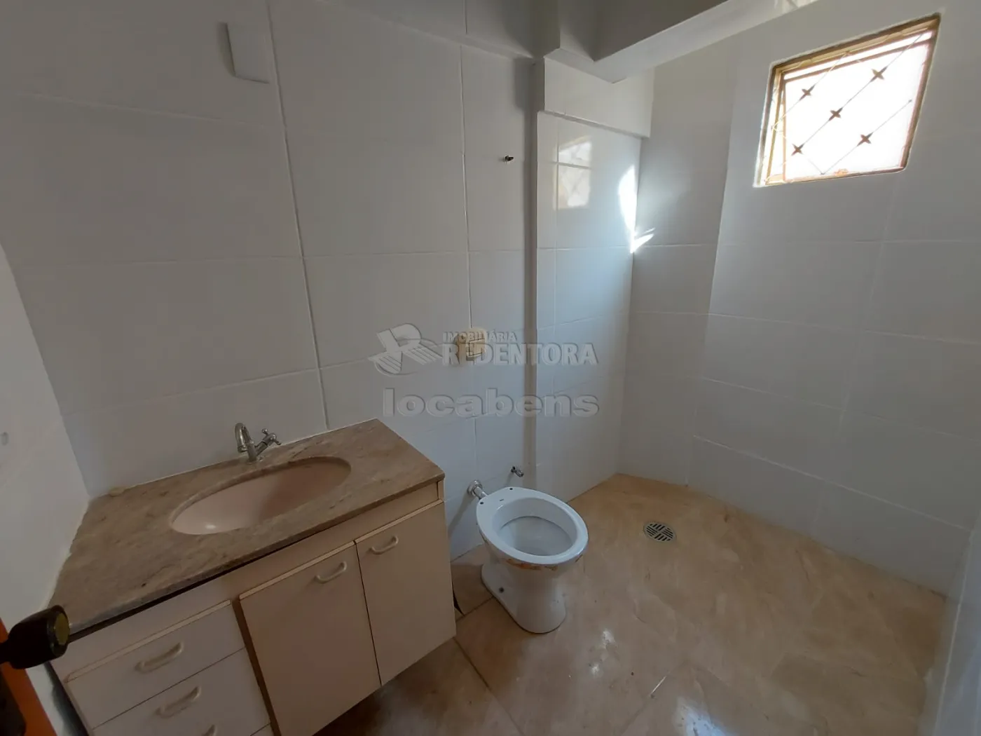 Alugar Apartamento / Padrão em São José do Rio Preto R$ 1.200,00 - Foto 10